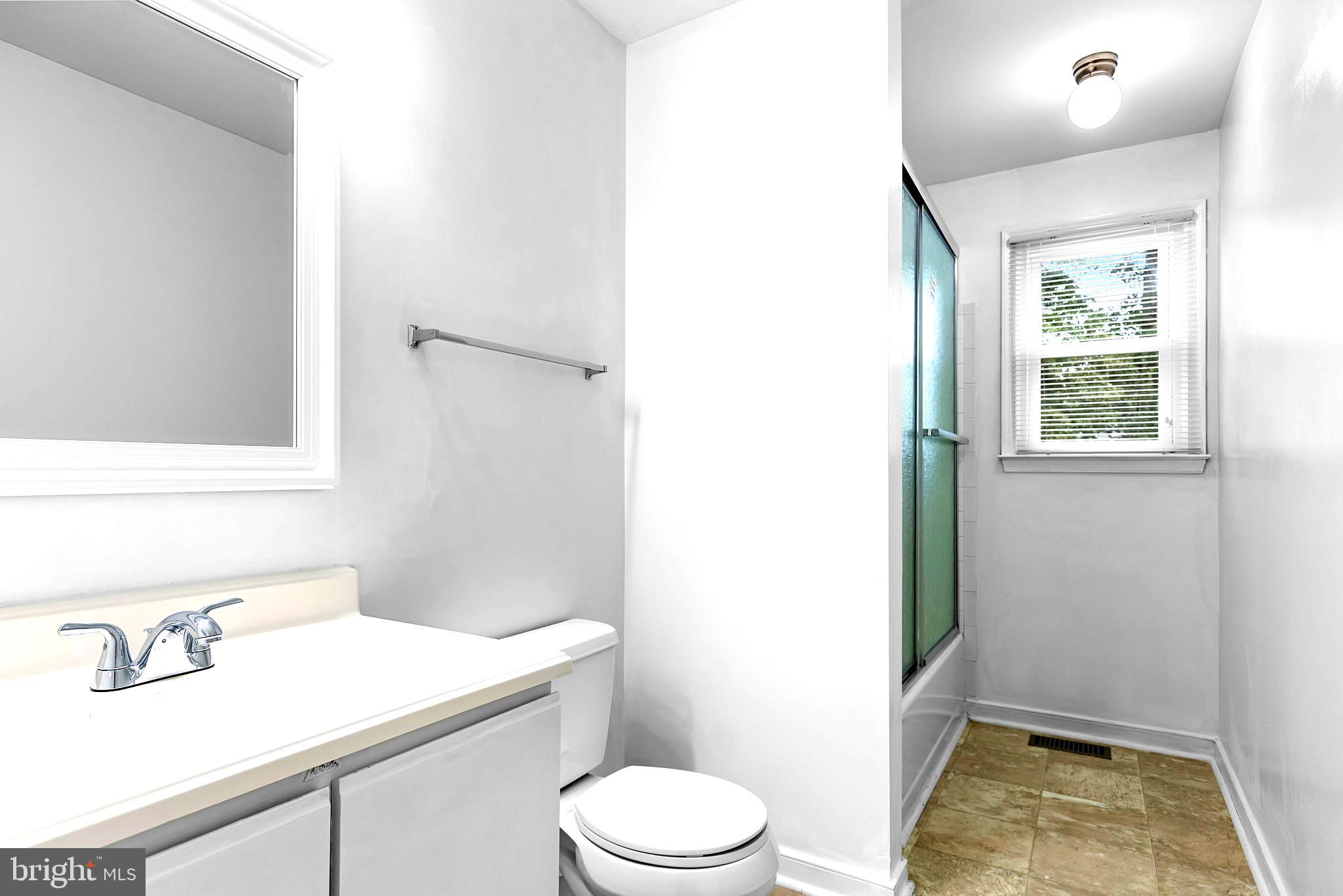 VISTA WOODS - Residential