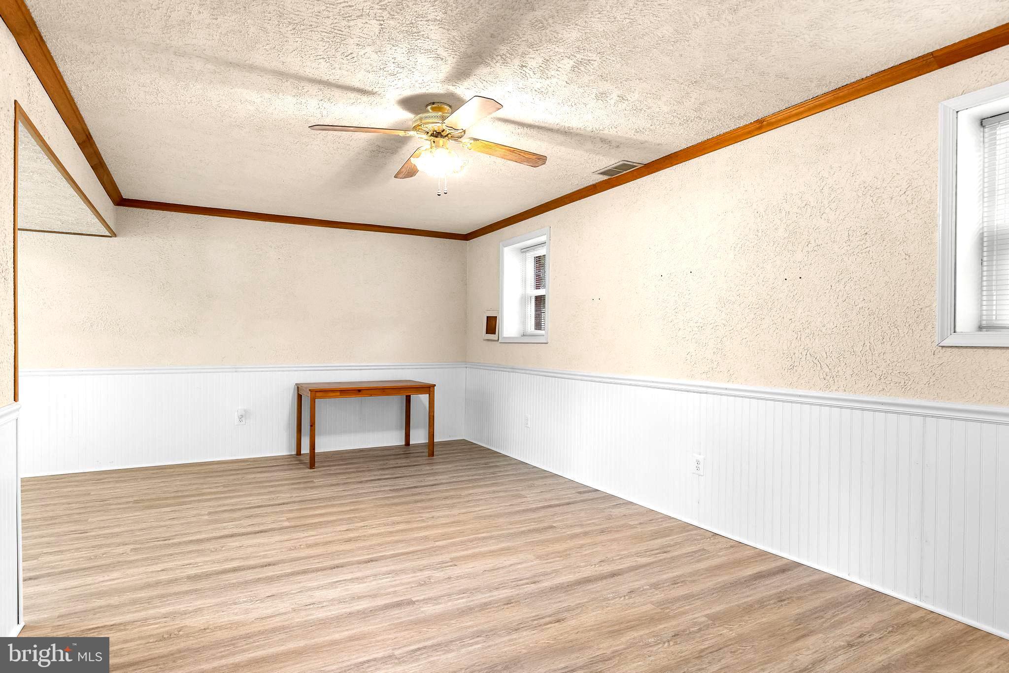 VISTA WOODS - Residential