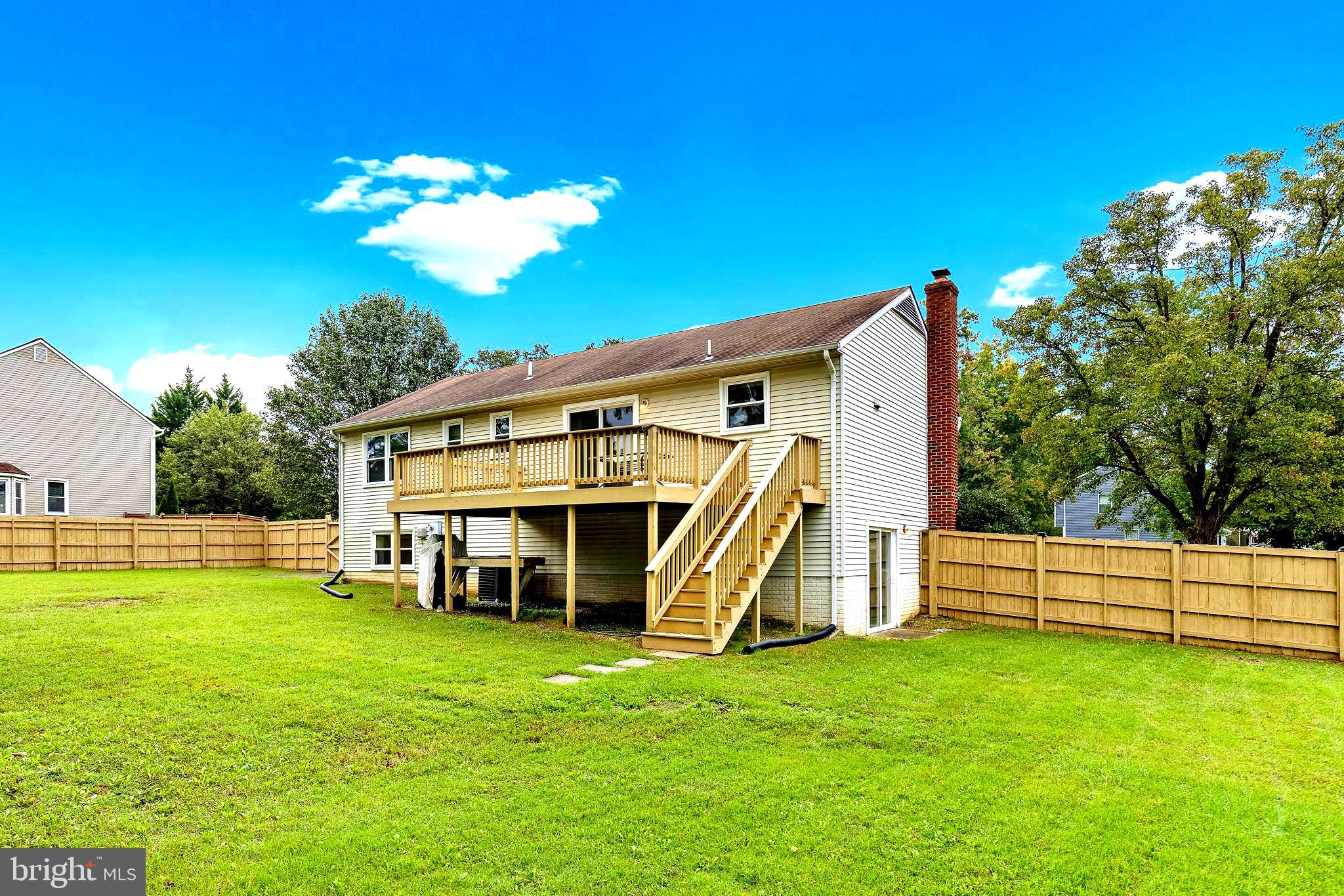 VISTA WOODS - Residential