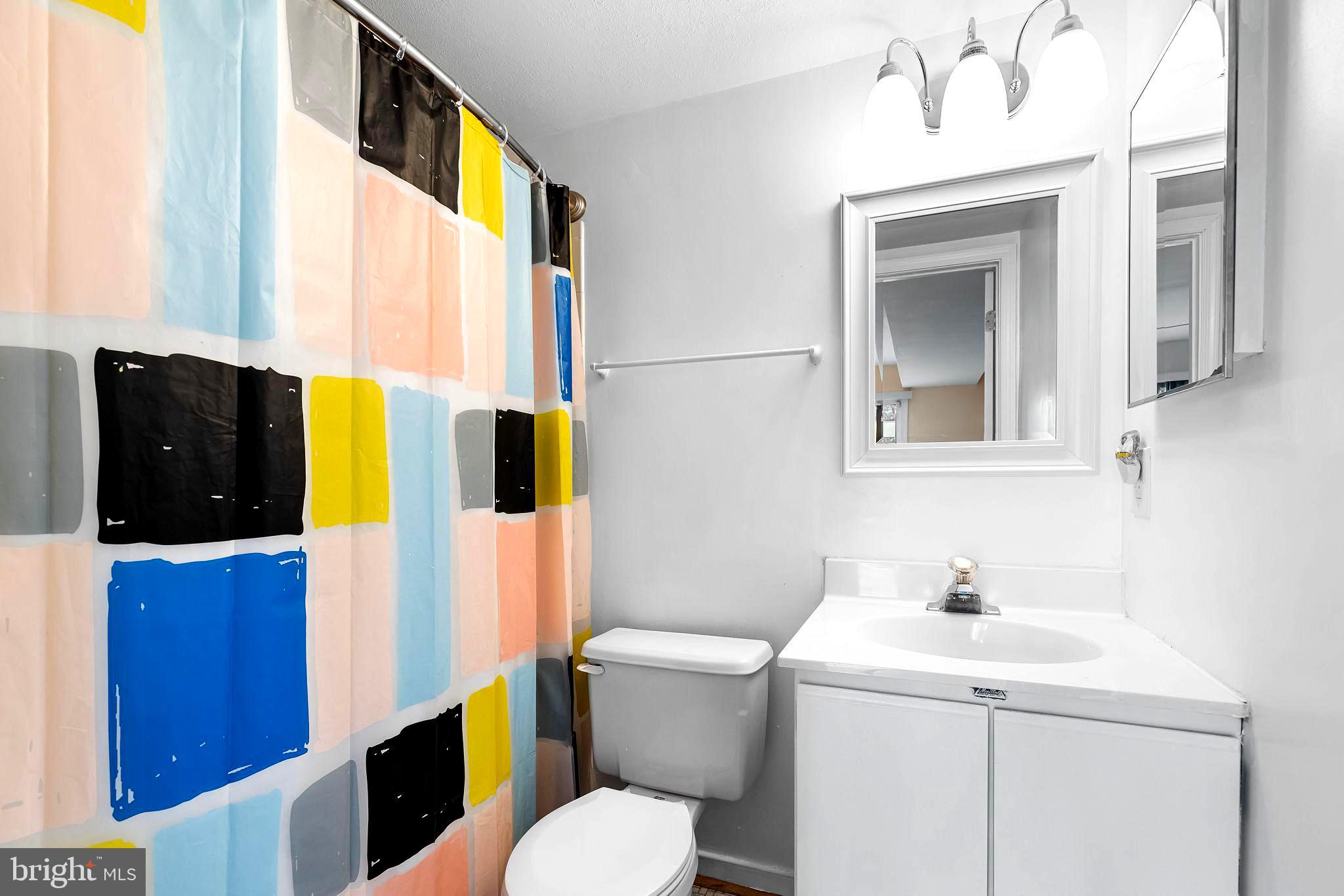 VISTA WOODS - Residential