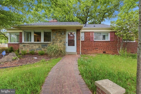 Photo of 6801 Adelphi Road, UNIVERSITY PARK, MD 20782 (MLS # MDPG2204850)