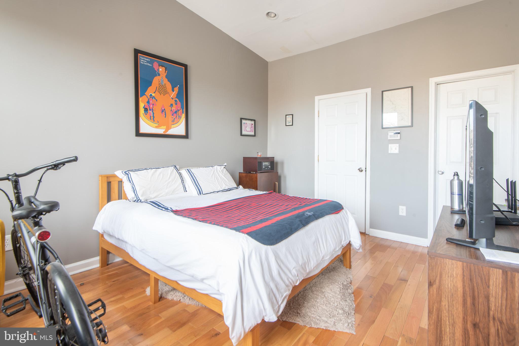 CHARLES VILLAGE - Residential