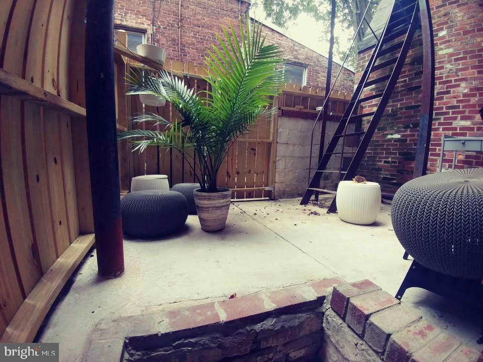 CHARLES VILLAGE - Residential