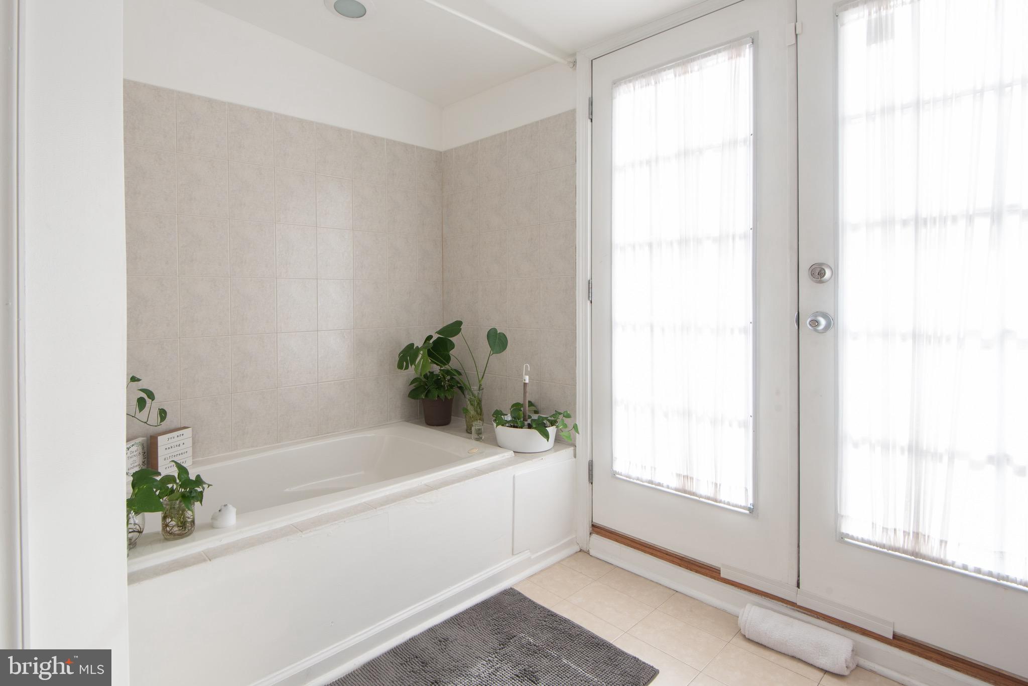 CHARLES VILLAGE - Residential