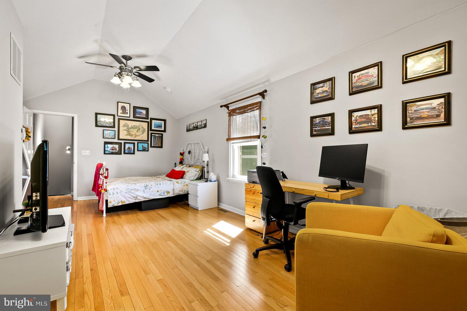 HAMPDEN HISTORIC DISTRICT - Residential