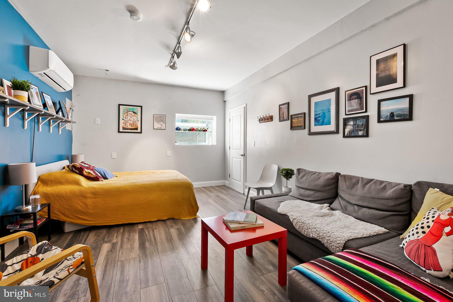 HAMPDEN HISTORIC DISTRICT - Residential