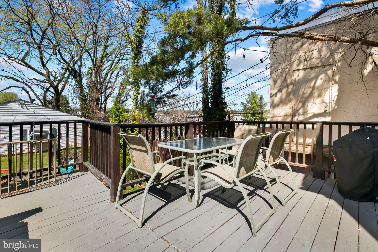 HAMPDEN HISTORIC DISTRICT - Residential