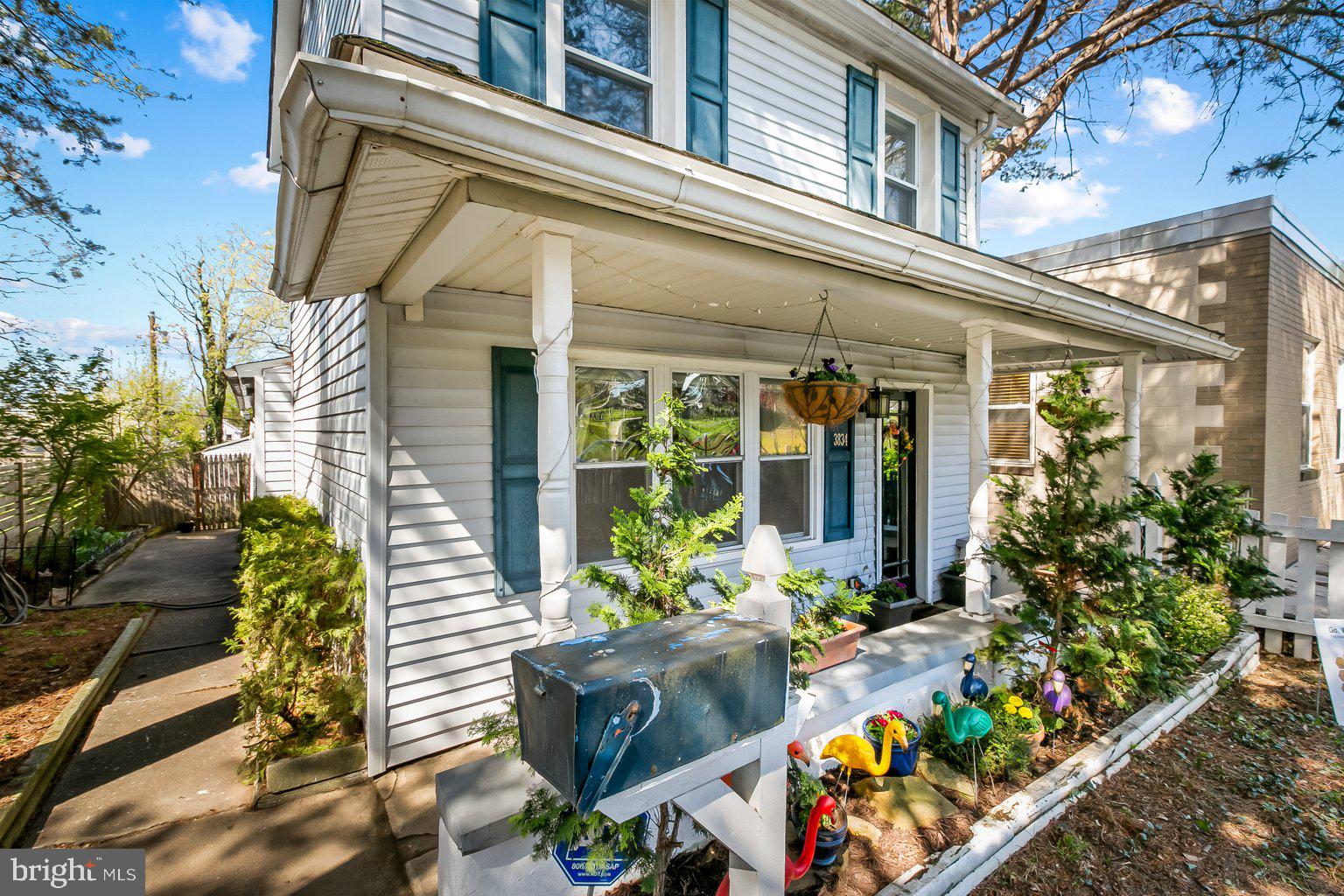 HAMPDEN HISTORIC DISTRICT - Residential