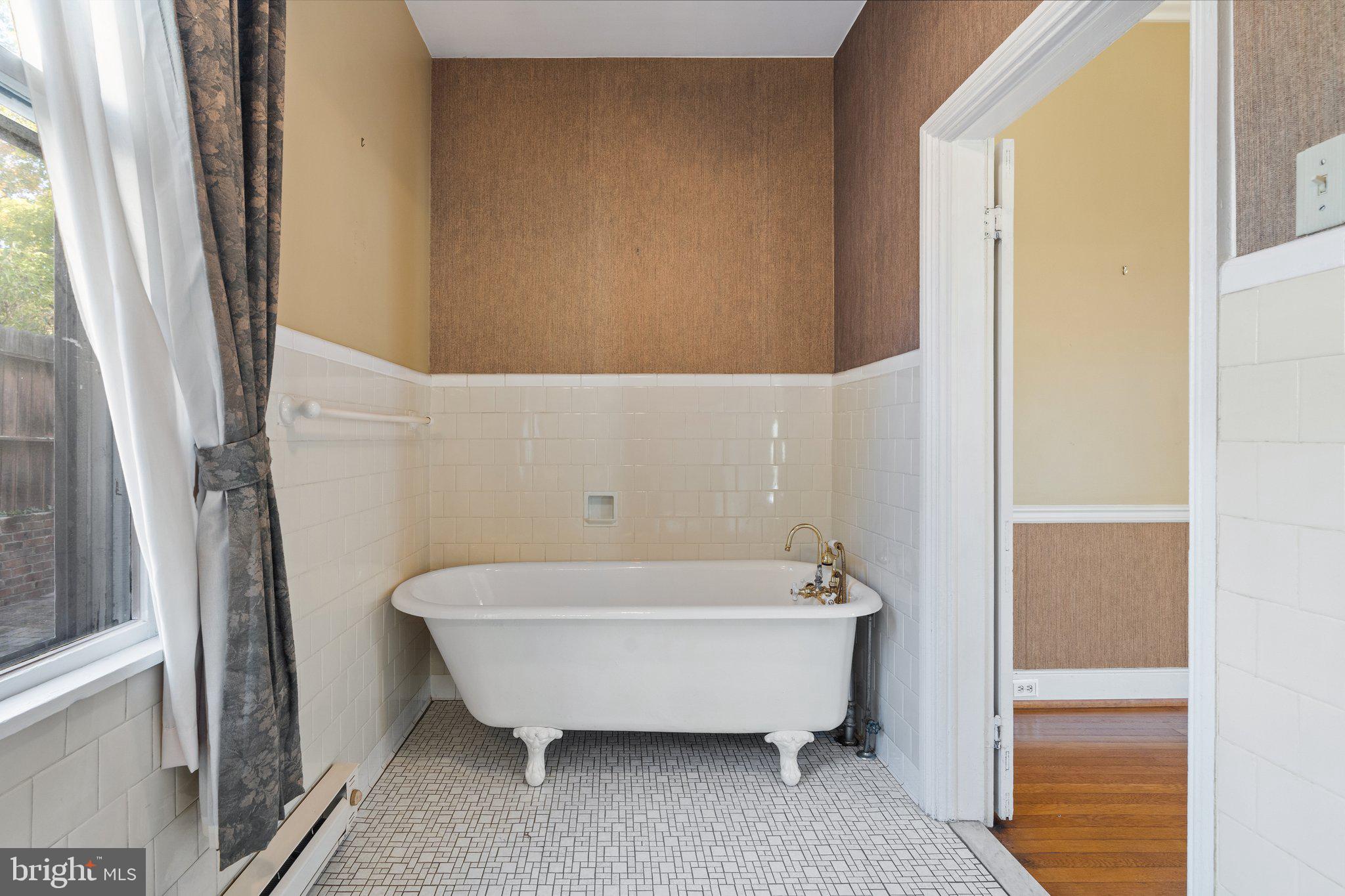 WINCHESTER CITY - Residential Lease