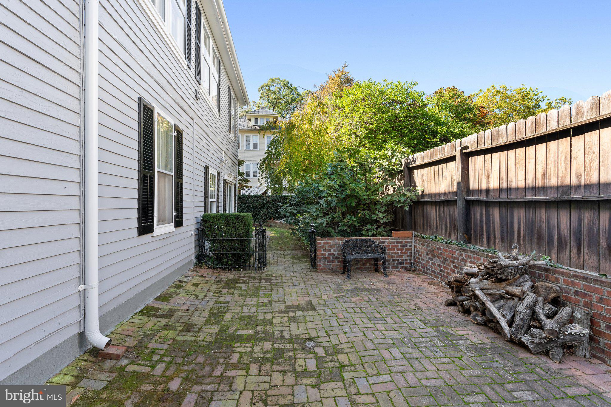 WINCHESTER CITY - Residential Lease