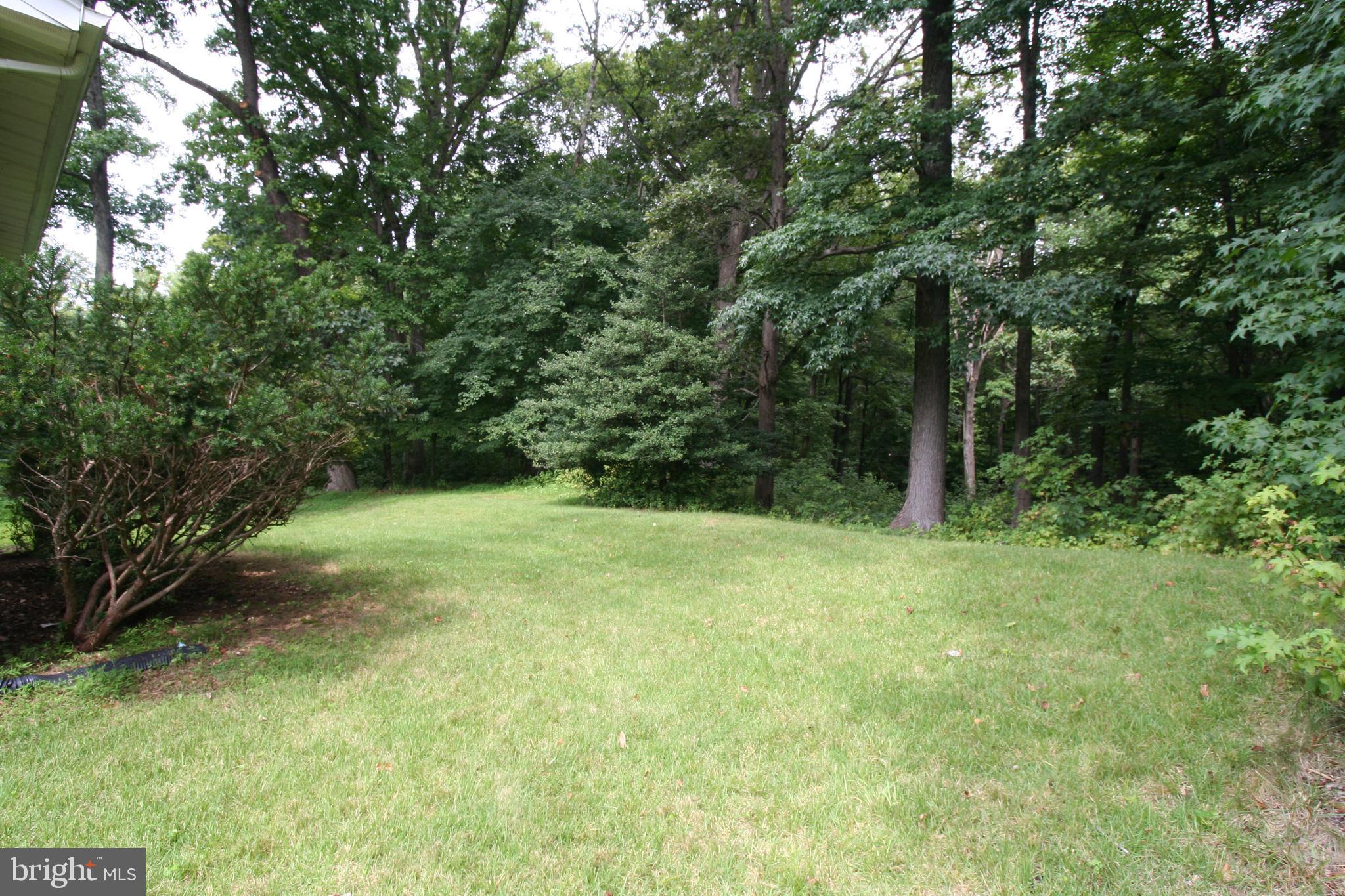 QUEENS WOOD - Residential