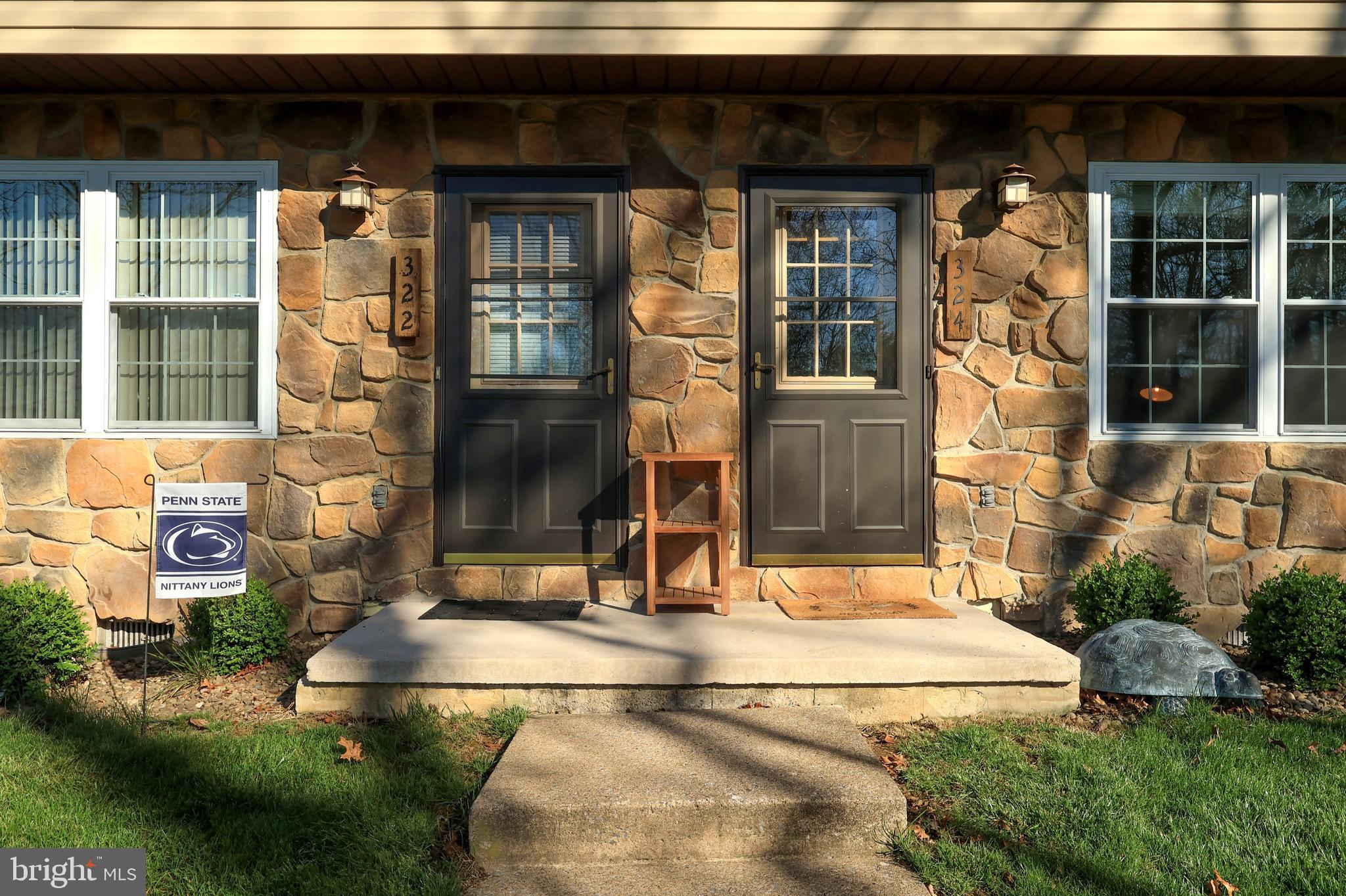 RAMBLING OAKS - Residential