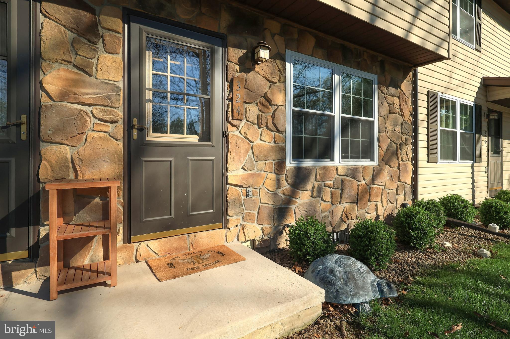 RAMBLING OAKS - Residential