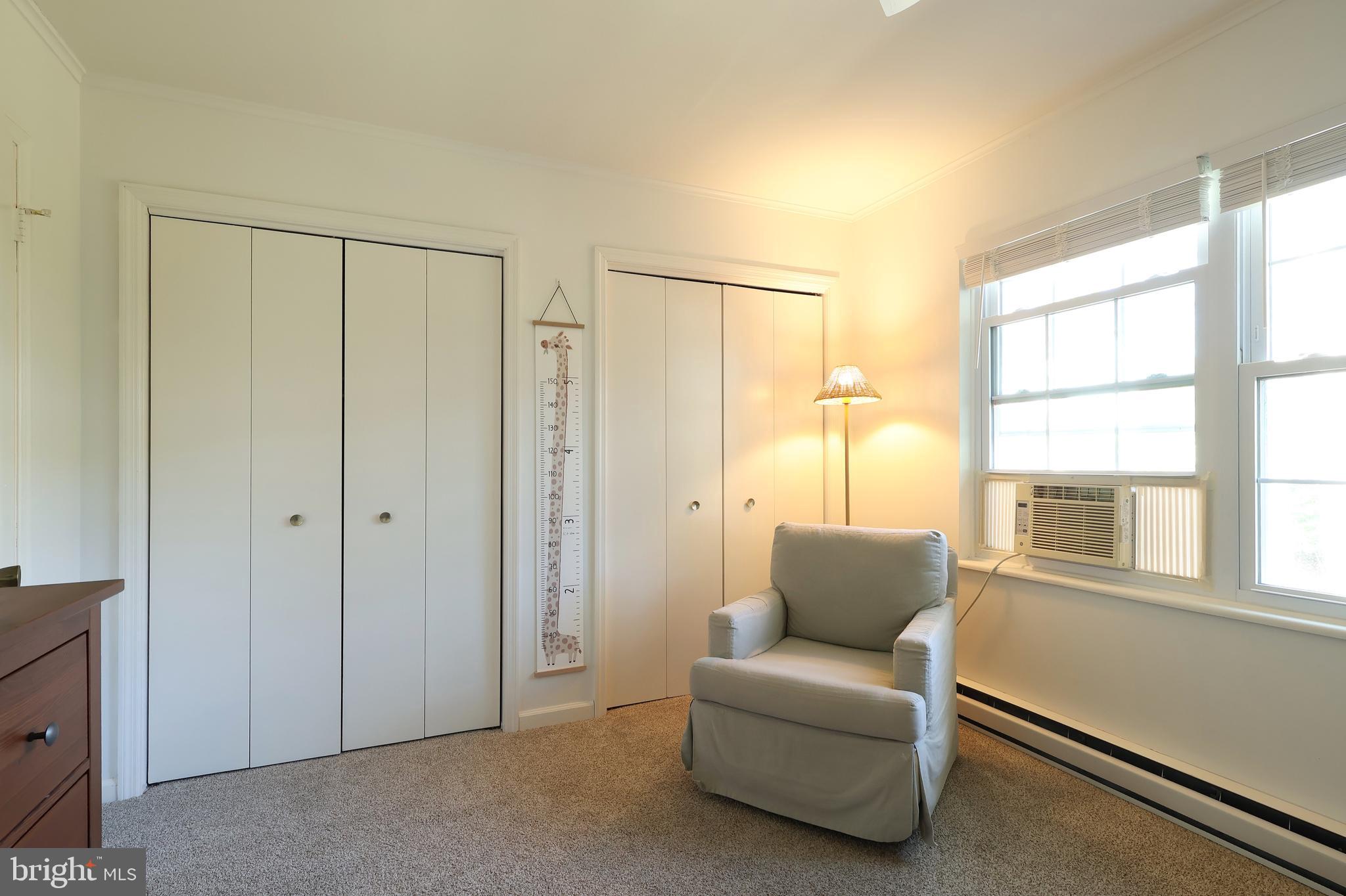RAMBLING OAKS - Residential