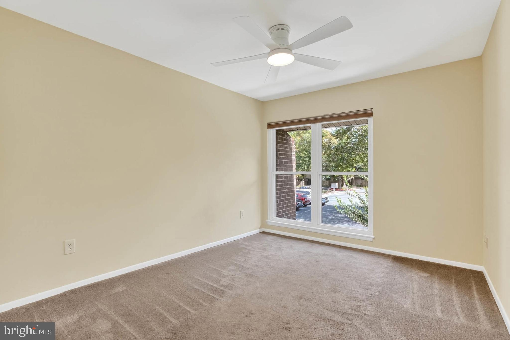 COLUMBIA TOWN CENTER - Residential Lease