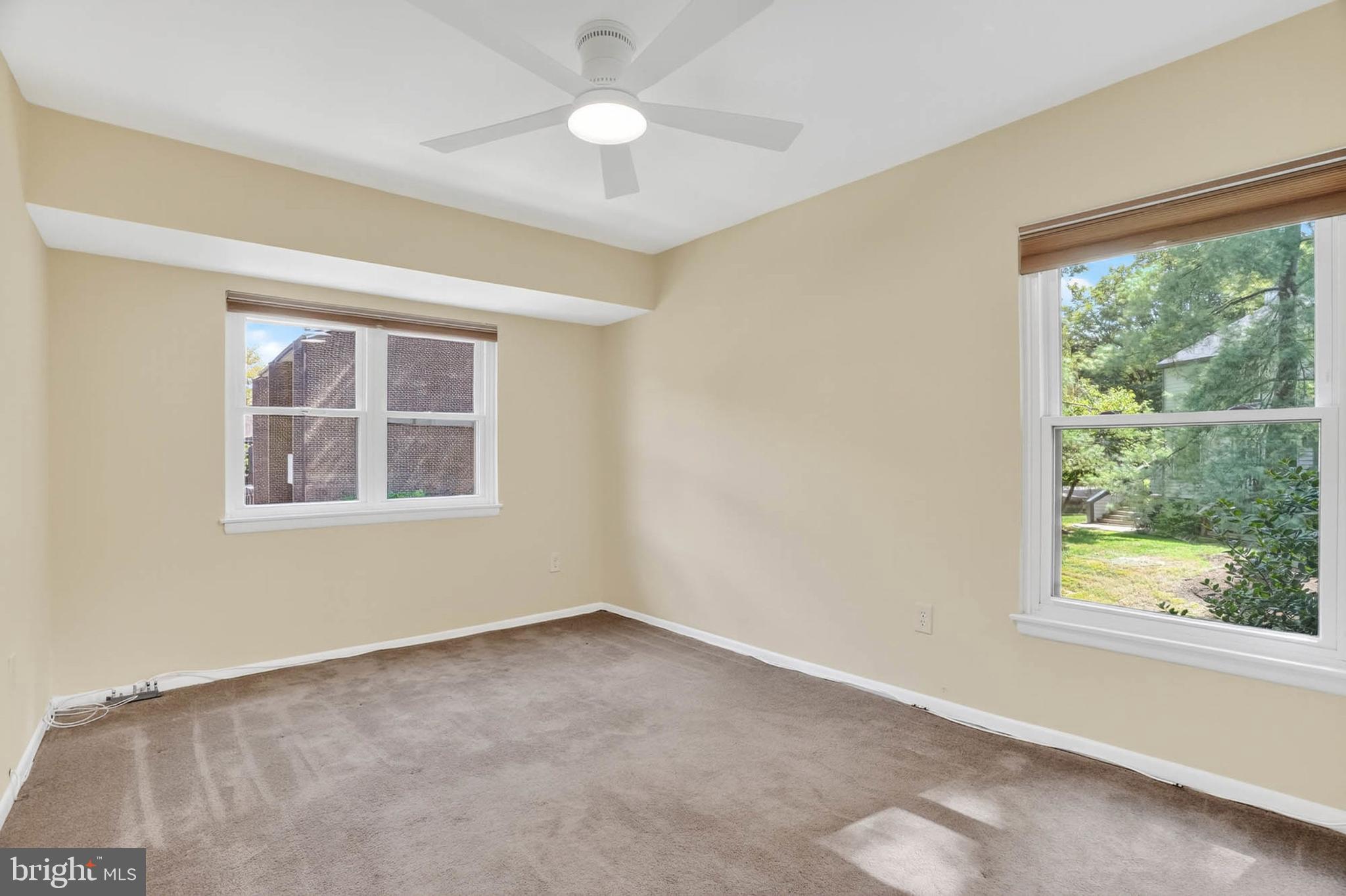 COLUMBIA TOWN CENTER - Residential Lease