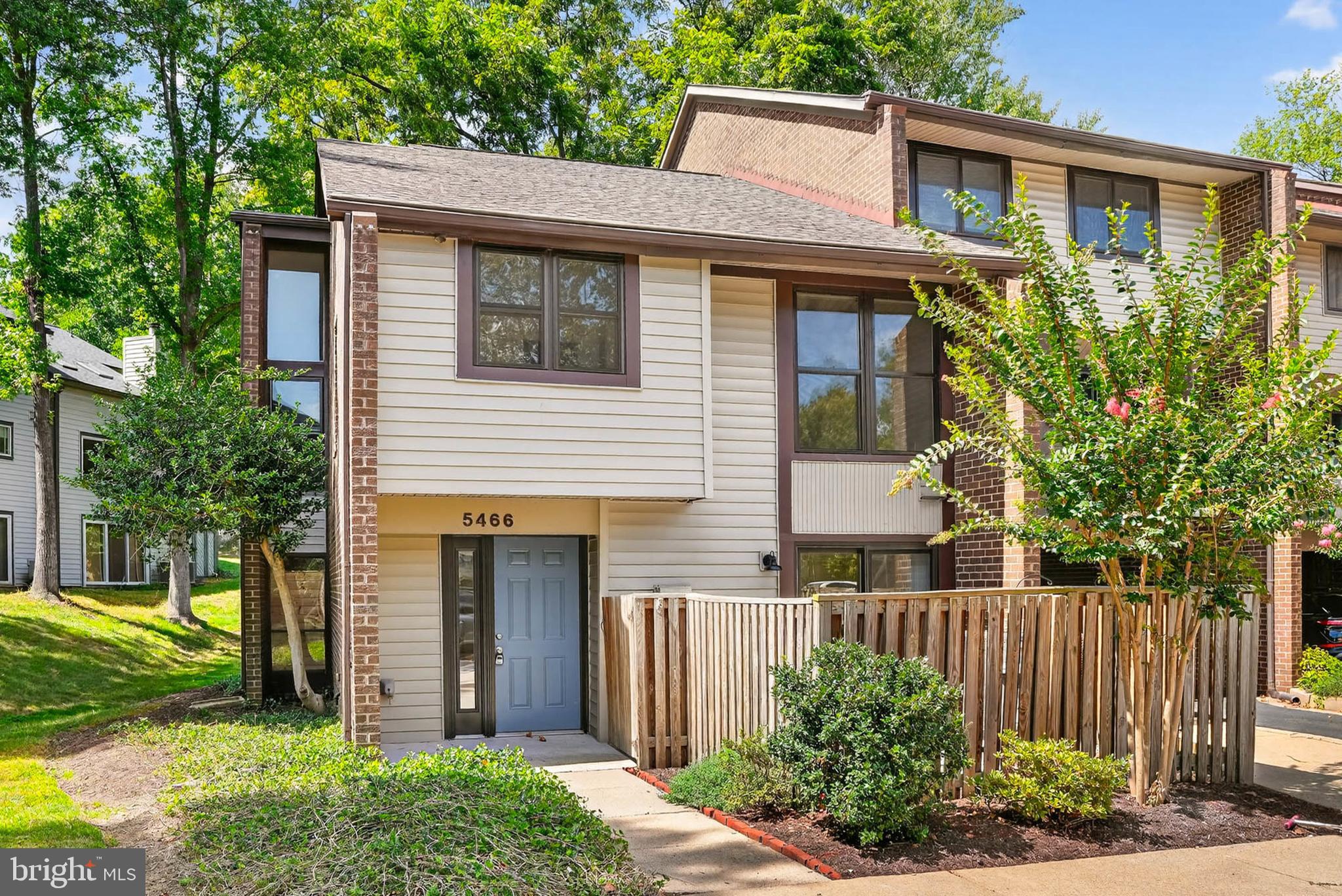 COLUMBIA TOWN CENTER - Residential Lease