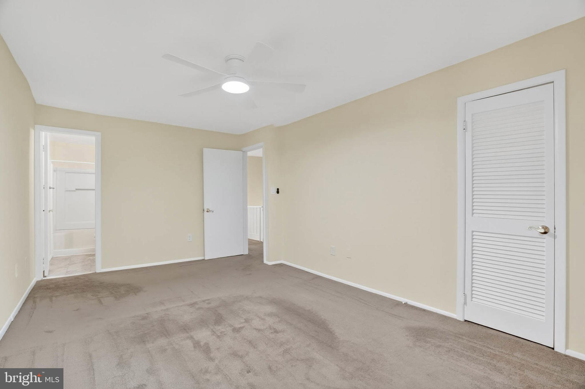 COLUMBIA TOWN CENTER - Residential Lease