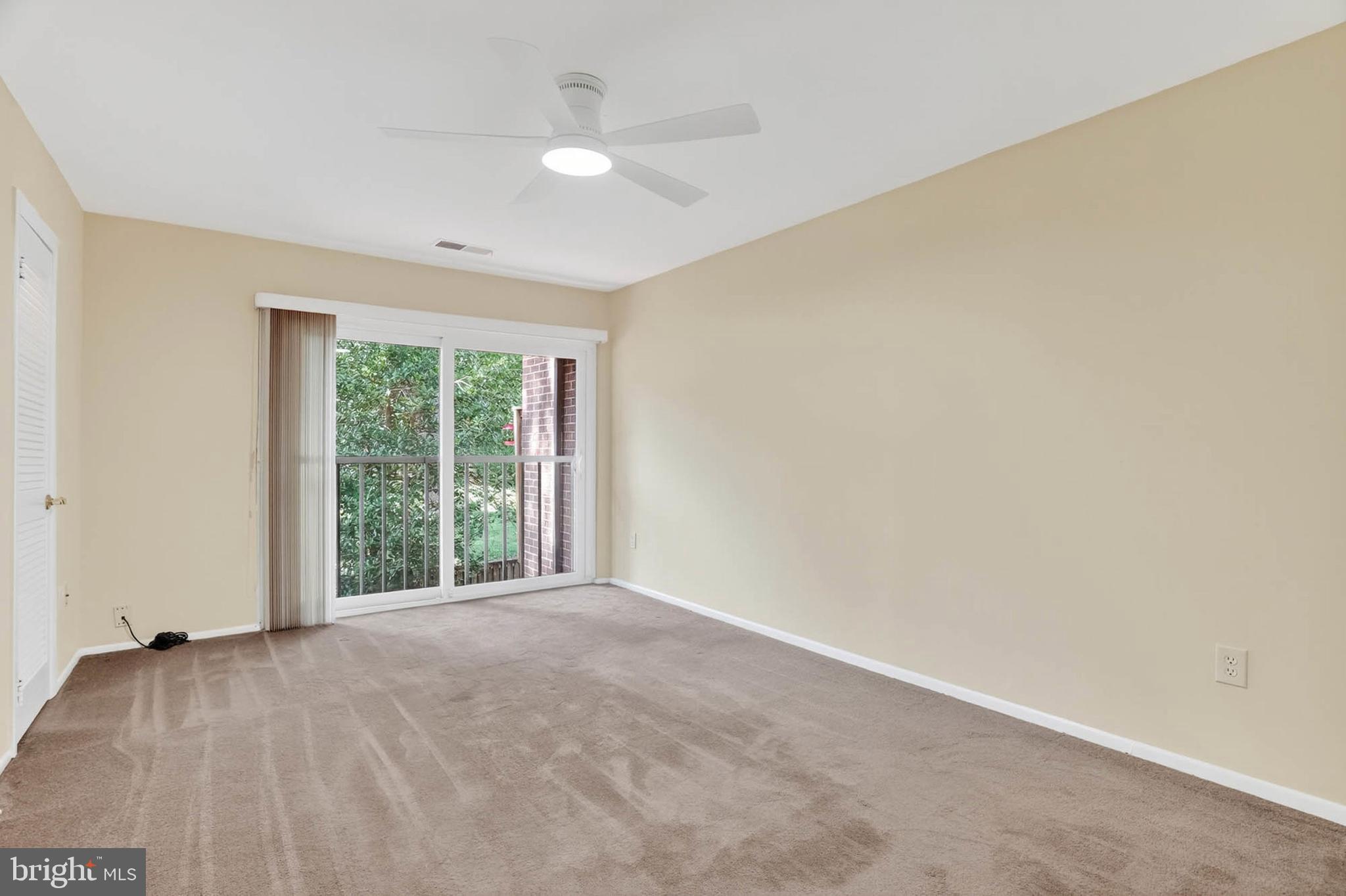 COLUMBIA TOWN CENTER - Residential Lease