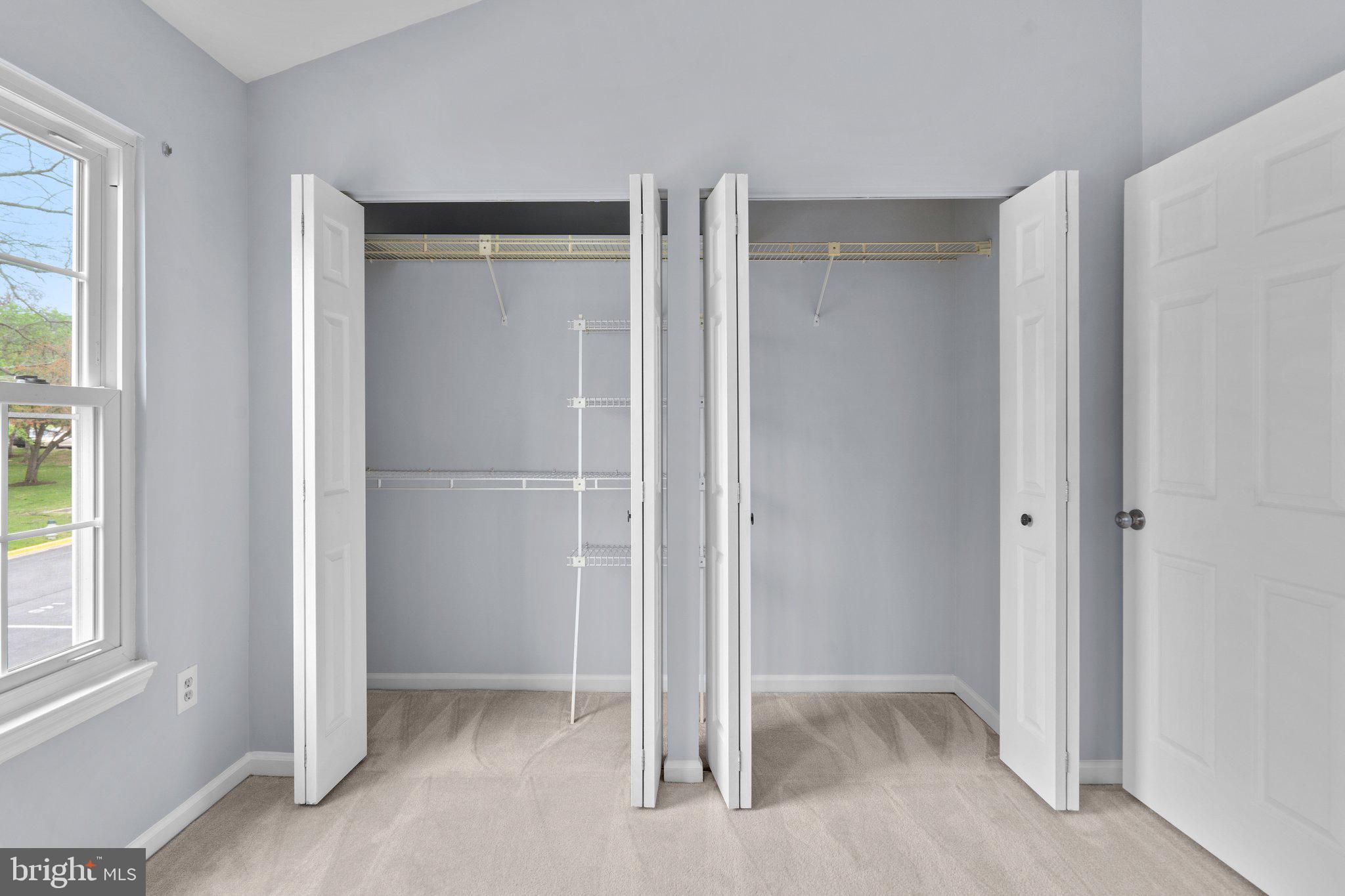 SILVER SPRING CNTRY CLUB - Residential