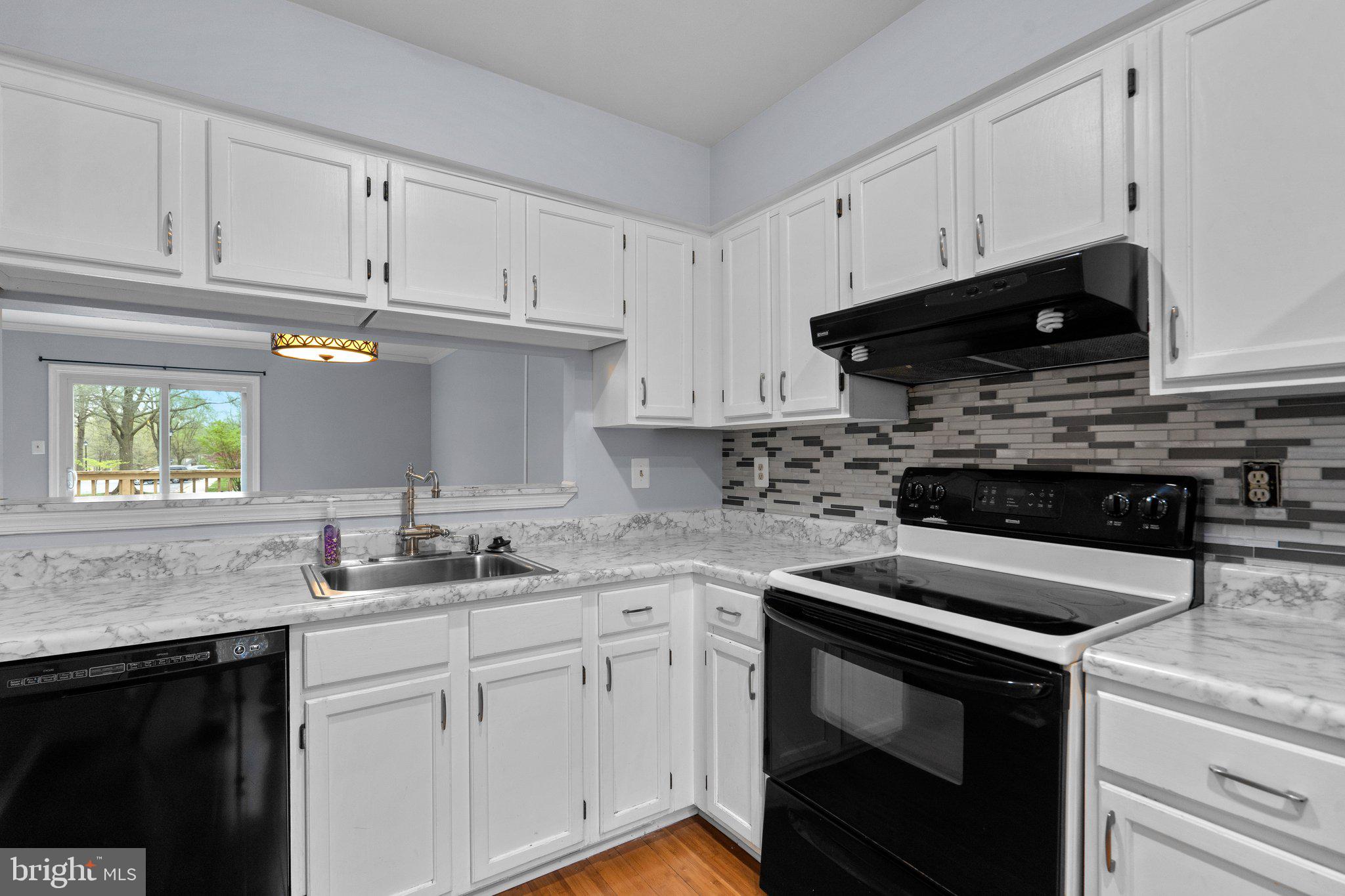 SILVER SPRING CNTRY CLUB - Residential