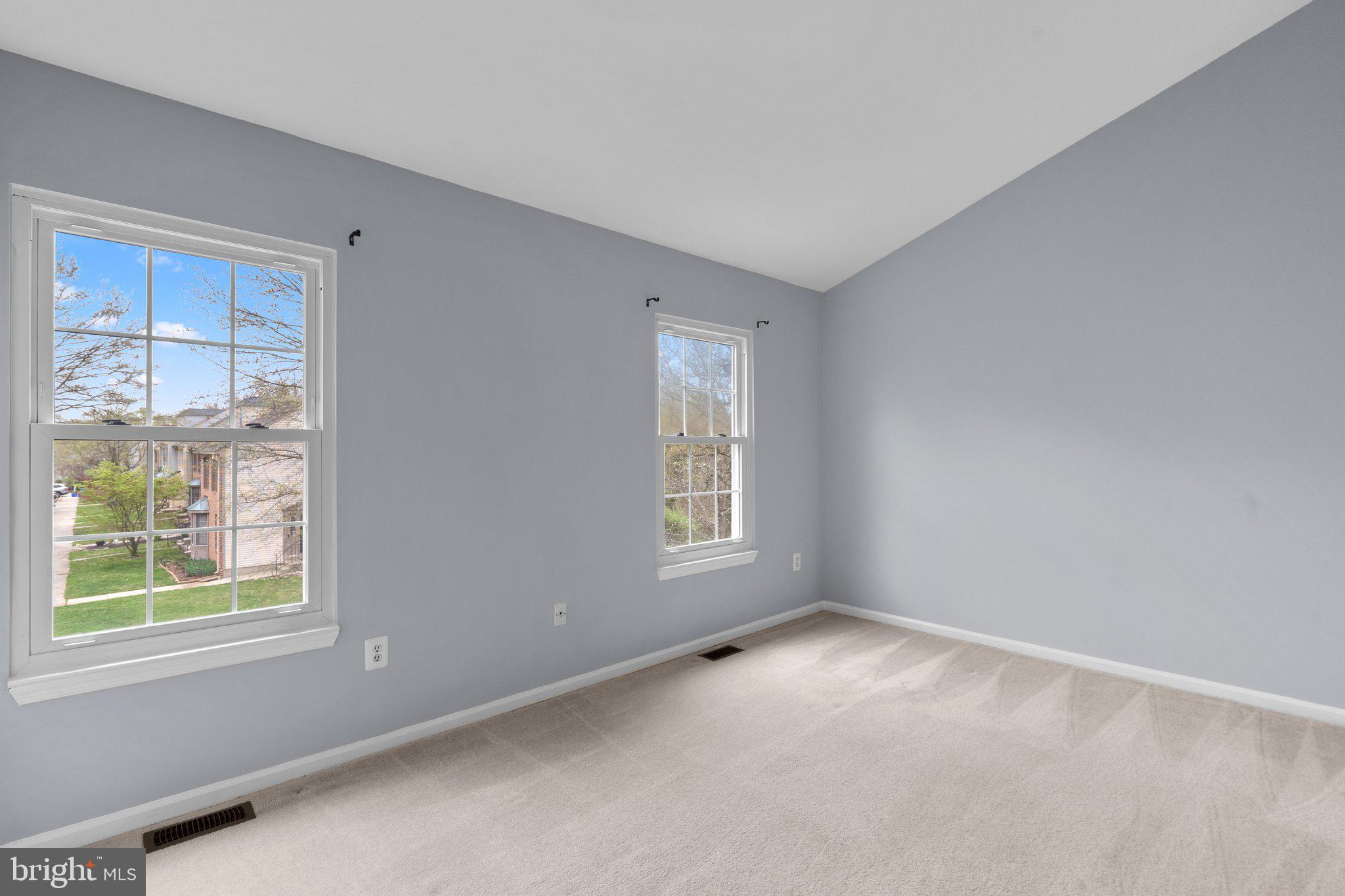 SILVER SPRING CNTRY CLUB - Residential