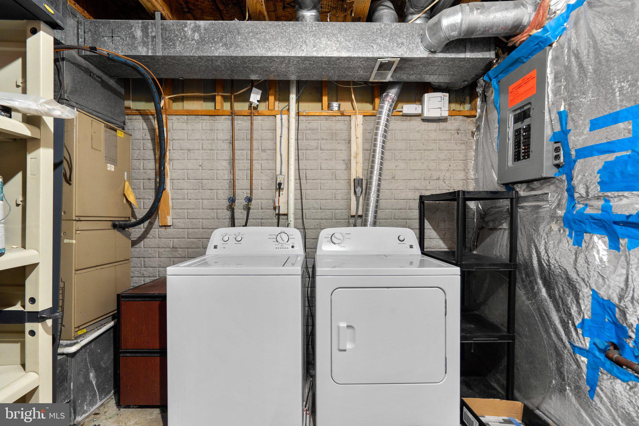 SILVER SPRING CNTRY CLUB - Residential