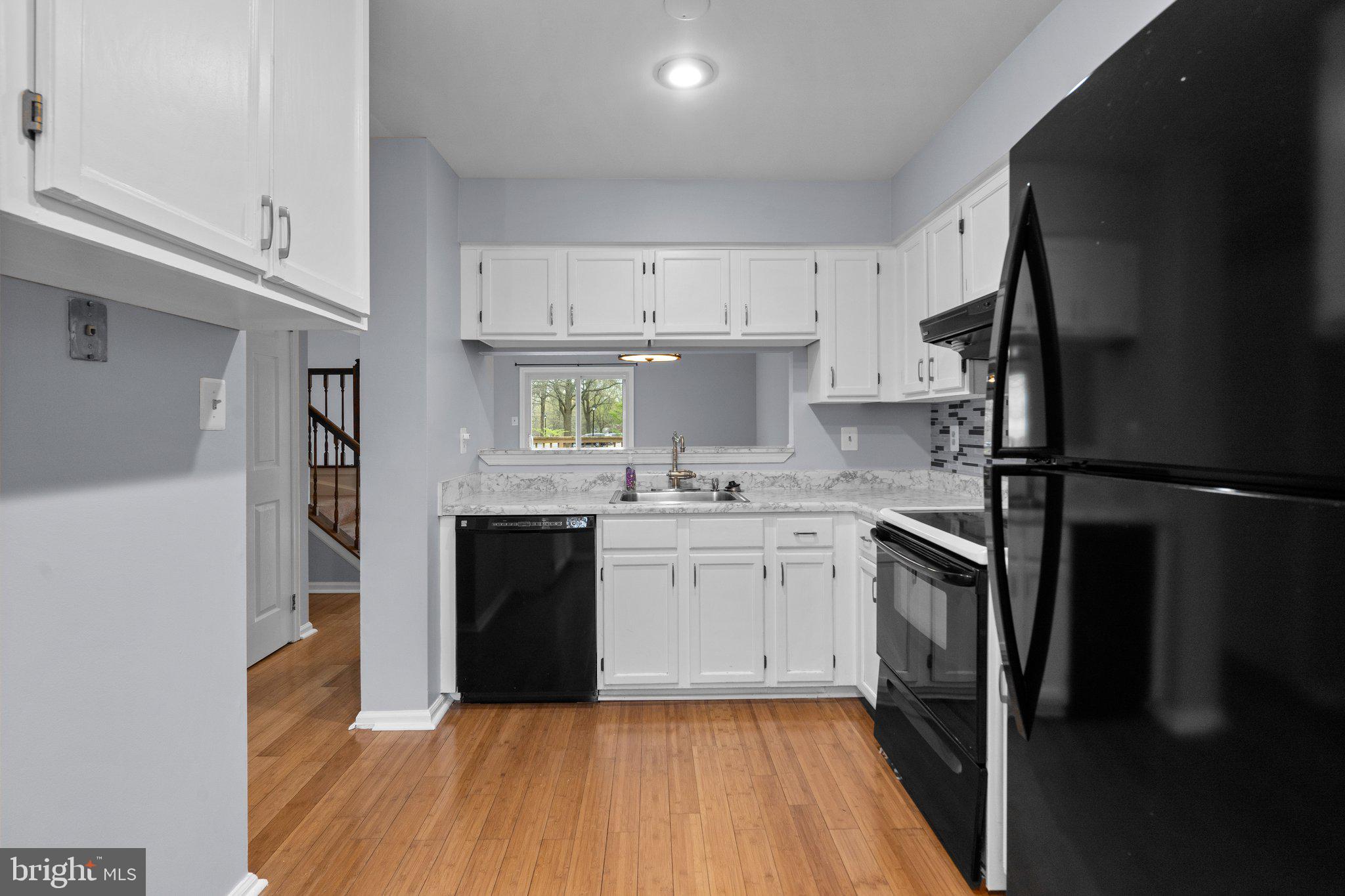 SILVER SPRING CNTRY CLUB - Residential