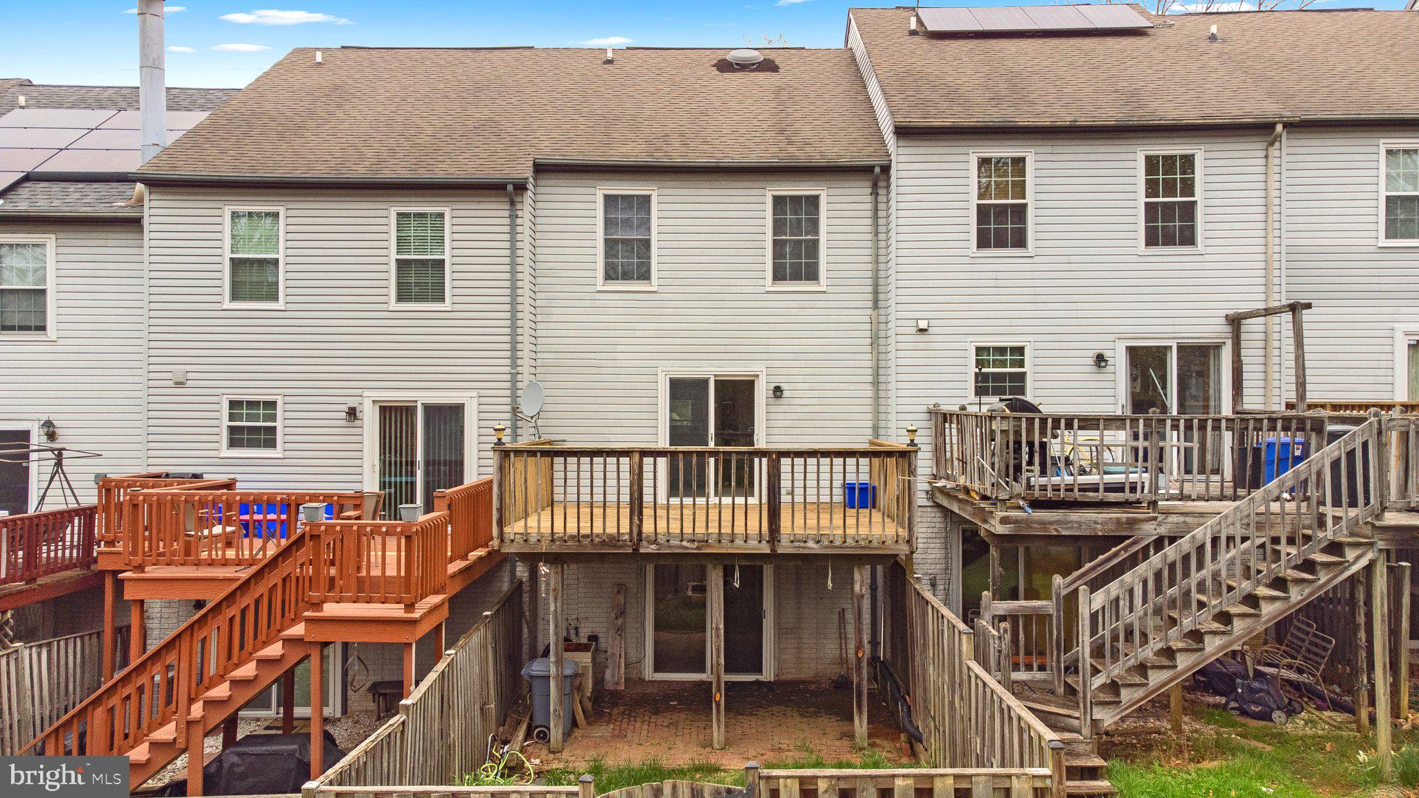 SILVER SPRING CNTRY CLUB - Residential