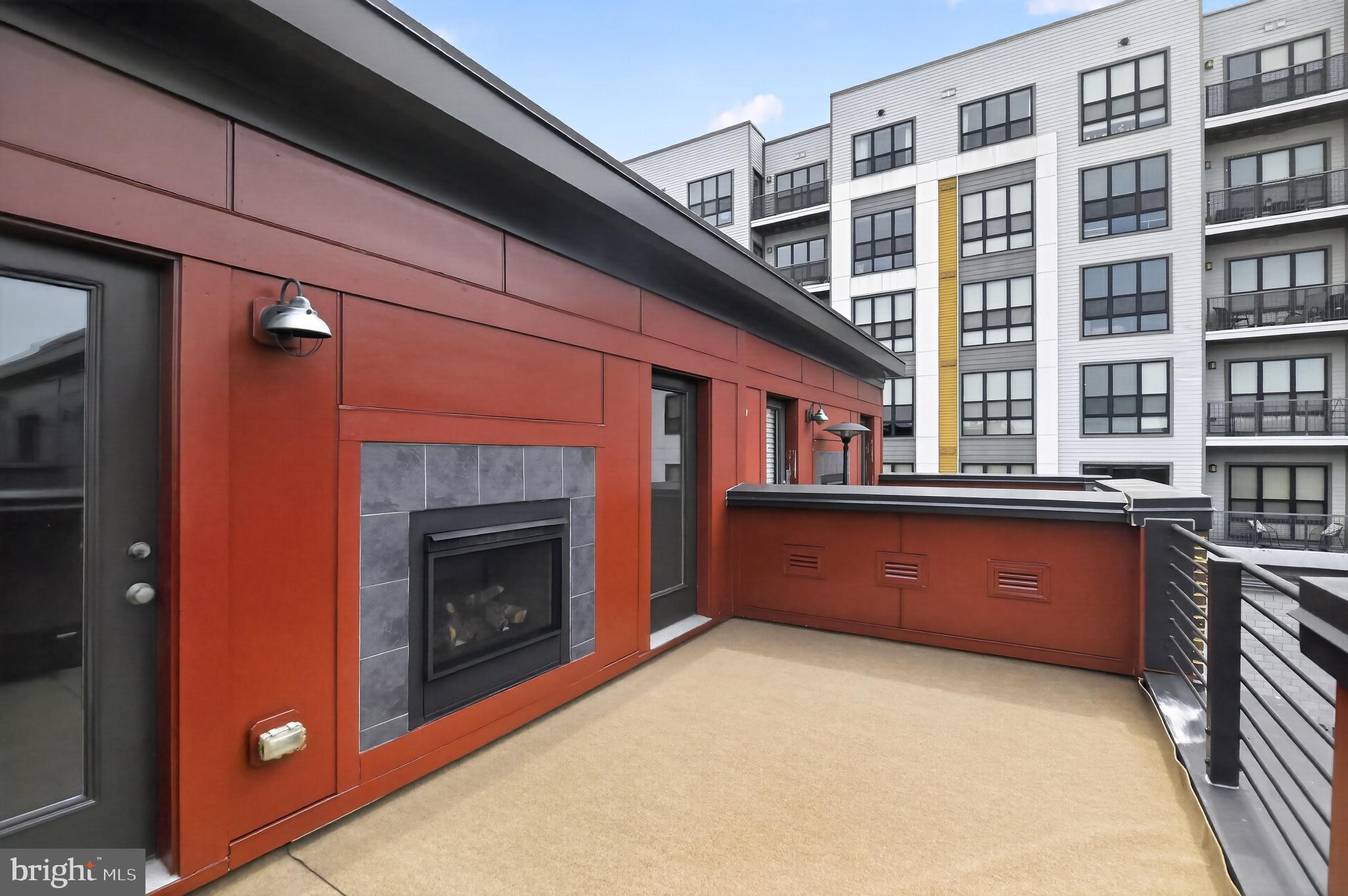 8319 LOOKING GLASS WAY