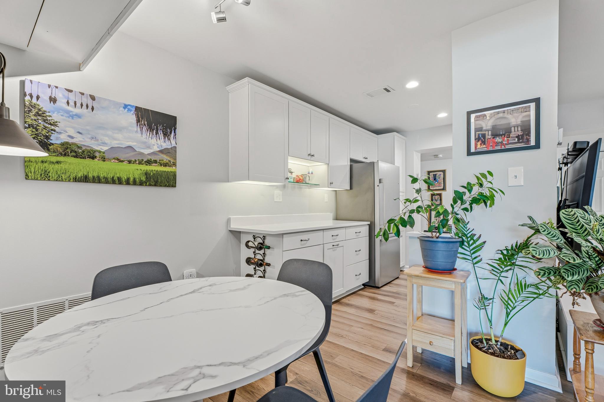 PIKESVILLE - Residential