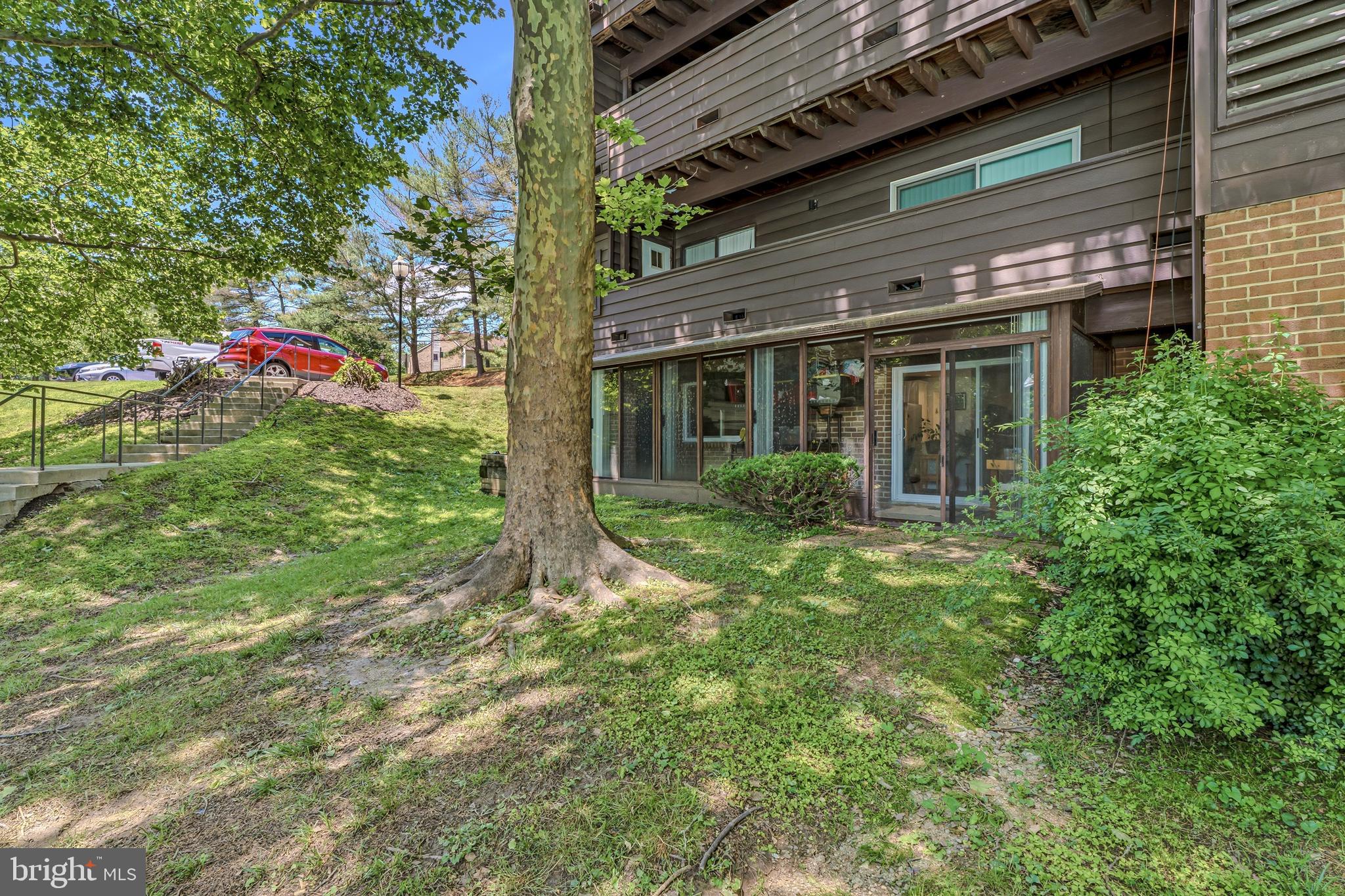 PIKESVILLE - Residential
