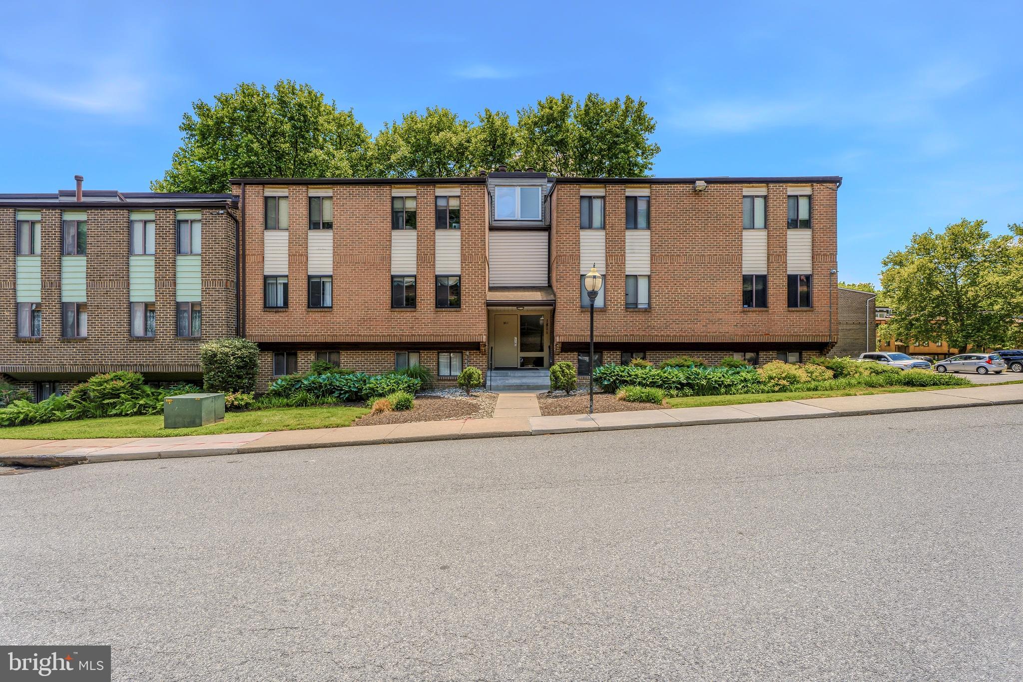 PIKESVILLE - Residential