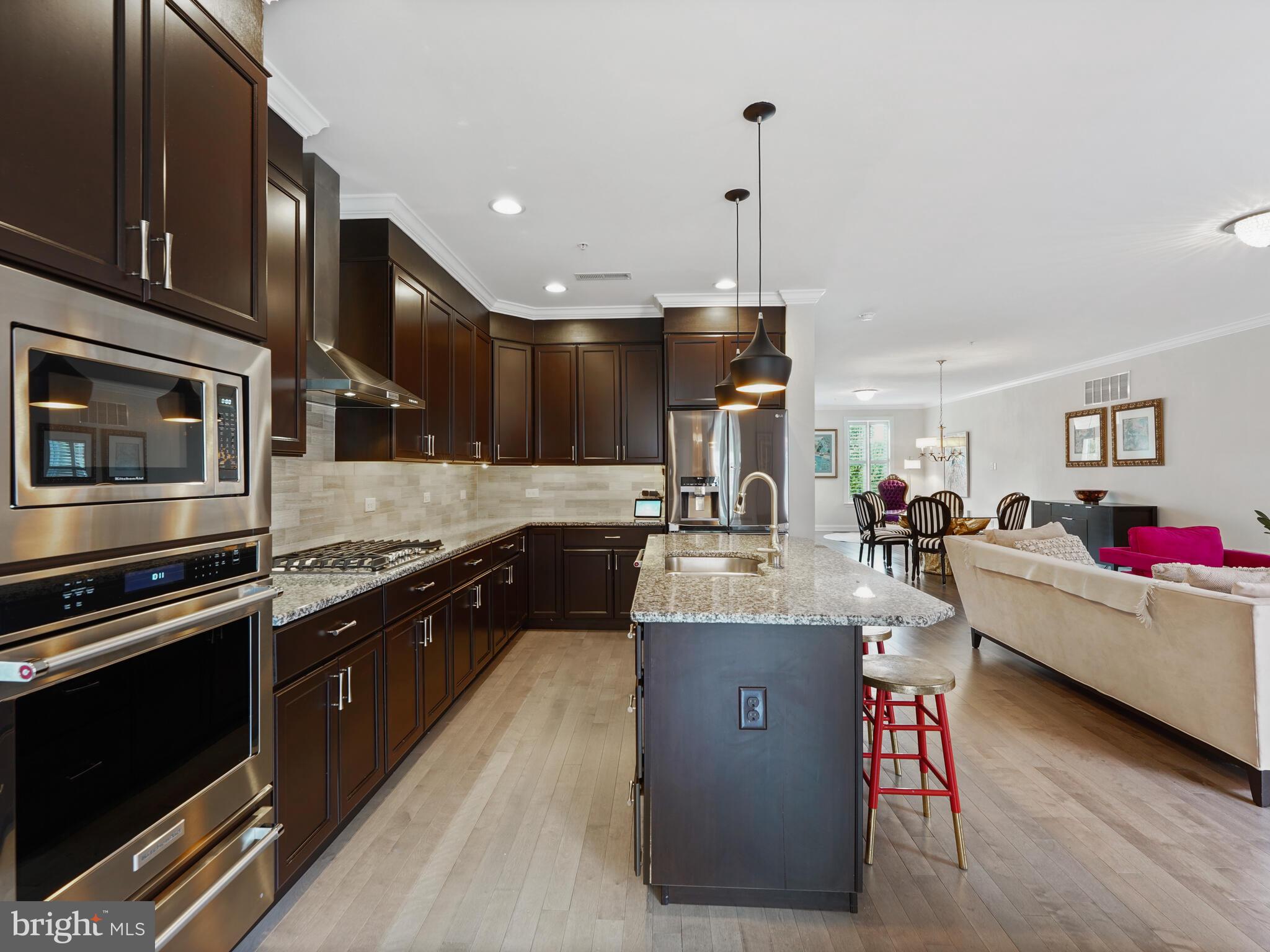 SPRING OAK - Residential