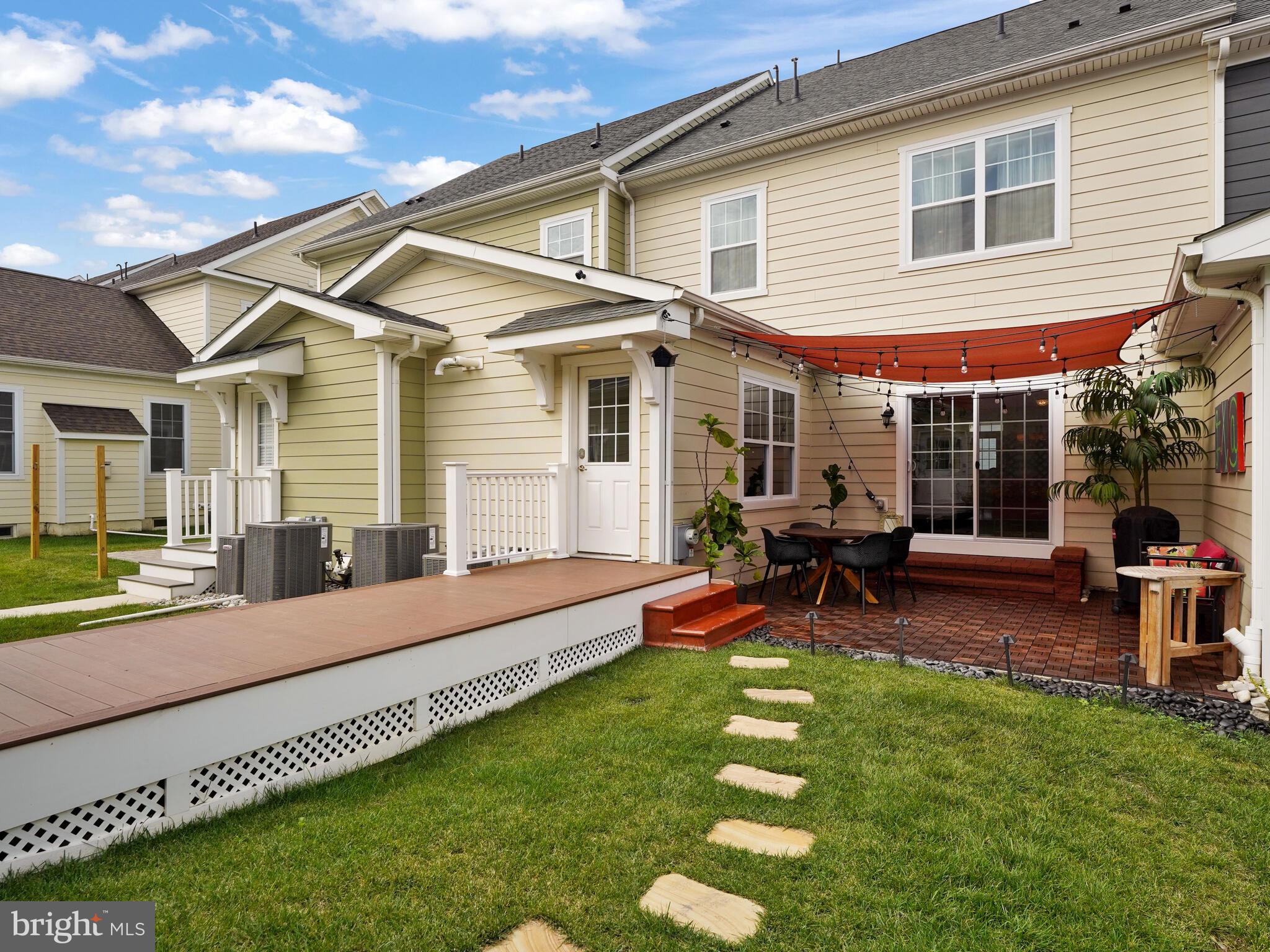 SPRING OAK - Residential