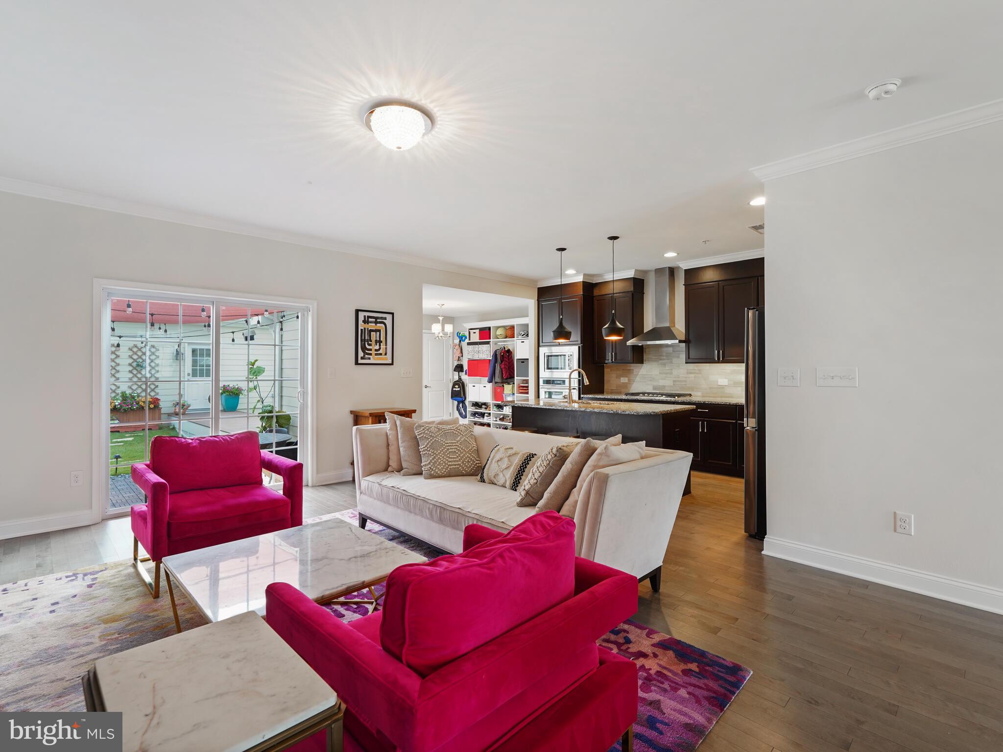 SPRING OAK - Residential