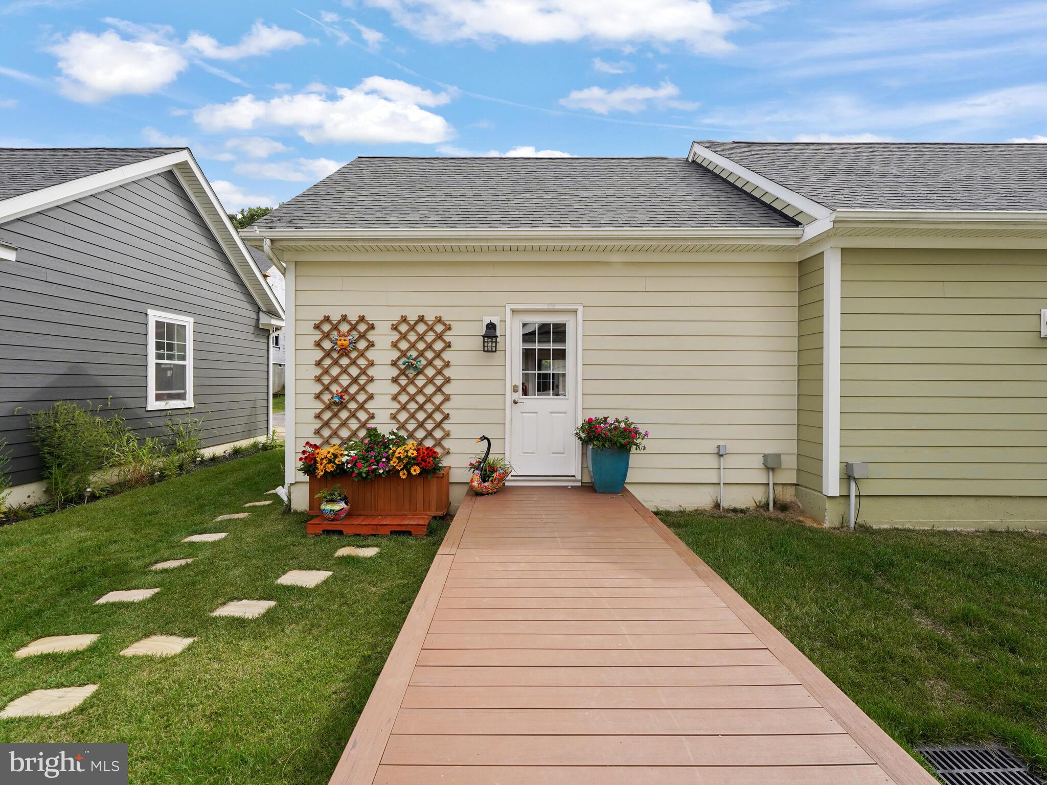 SPRING OAK - Residential