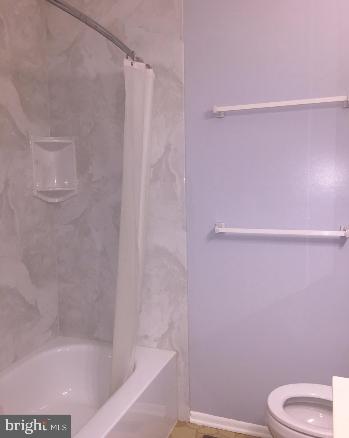 HARFORD SQUARE - Residential Lease