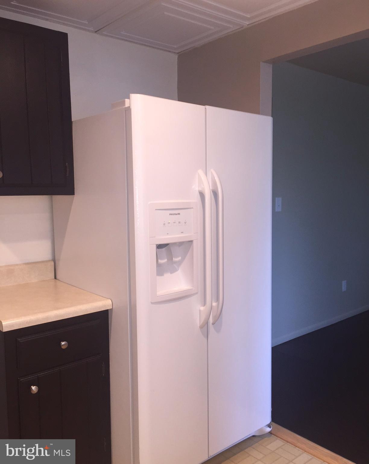 HARFORD SQUARE - Residential Lease