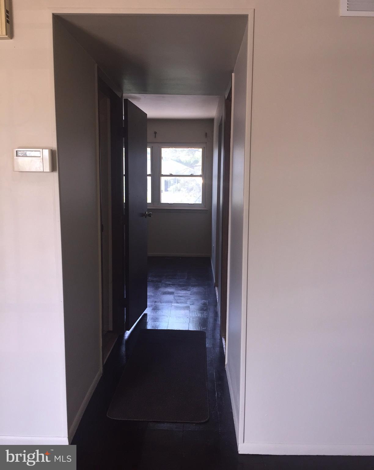 HARFORD SQUARE - Residential Lease