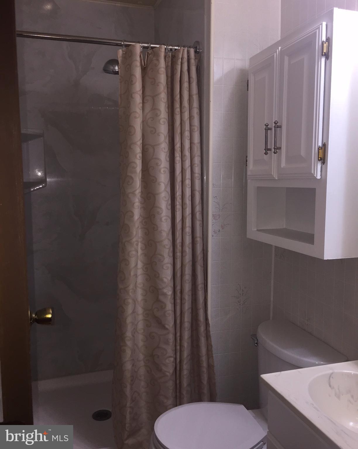 HARFORD SQUARE - Residential Lease