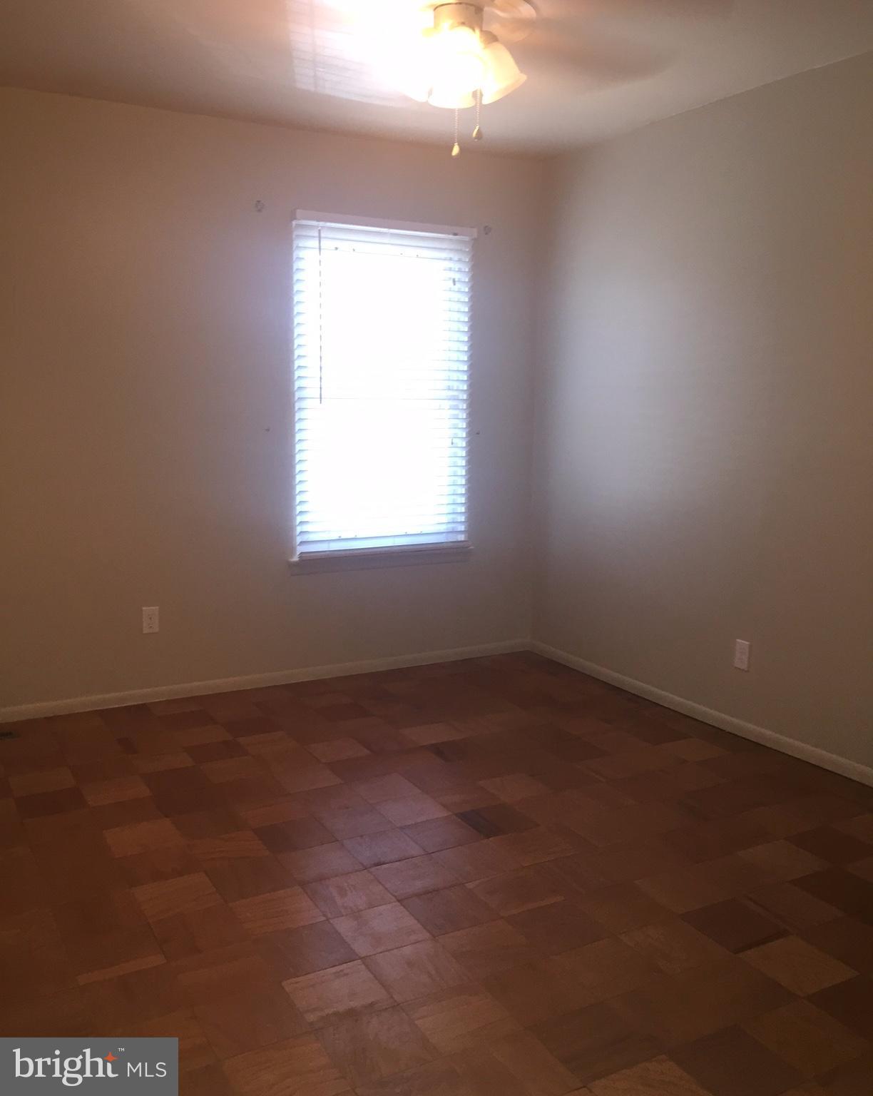 HARFORD SQUARE - Residential Lease