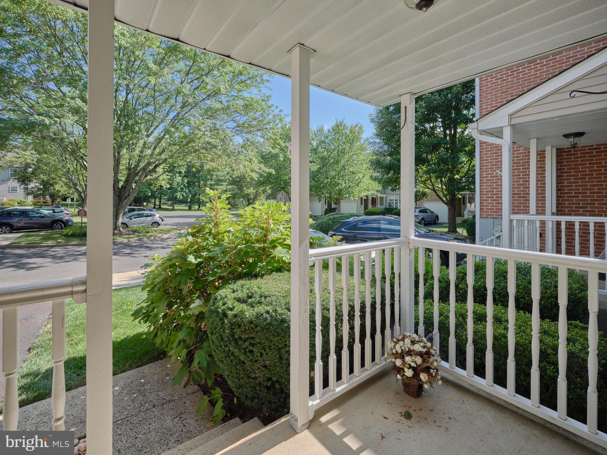 CHARING CROSS - Residential Lease