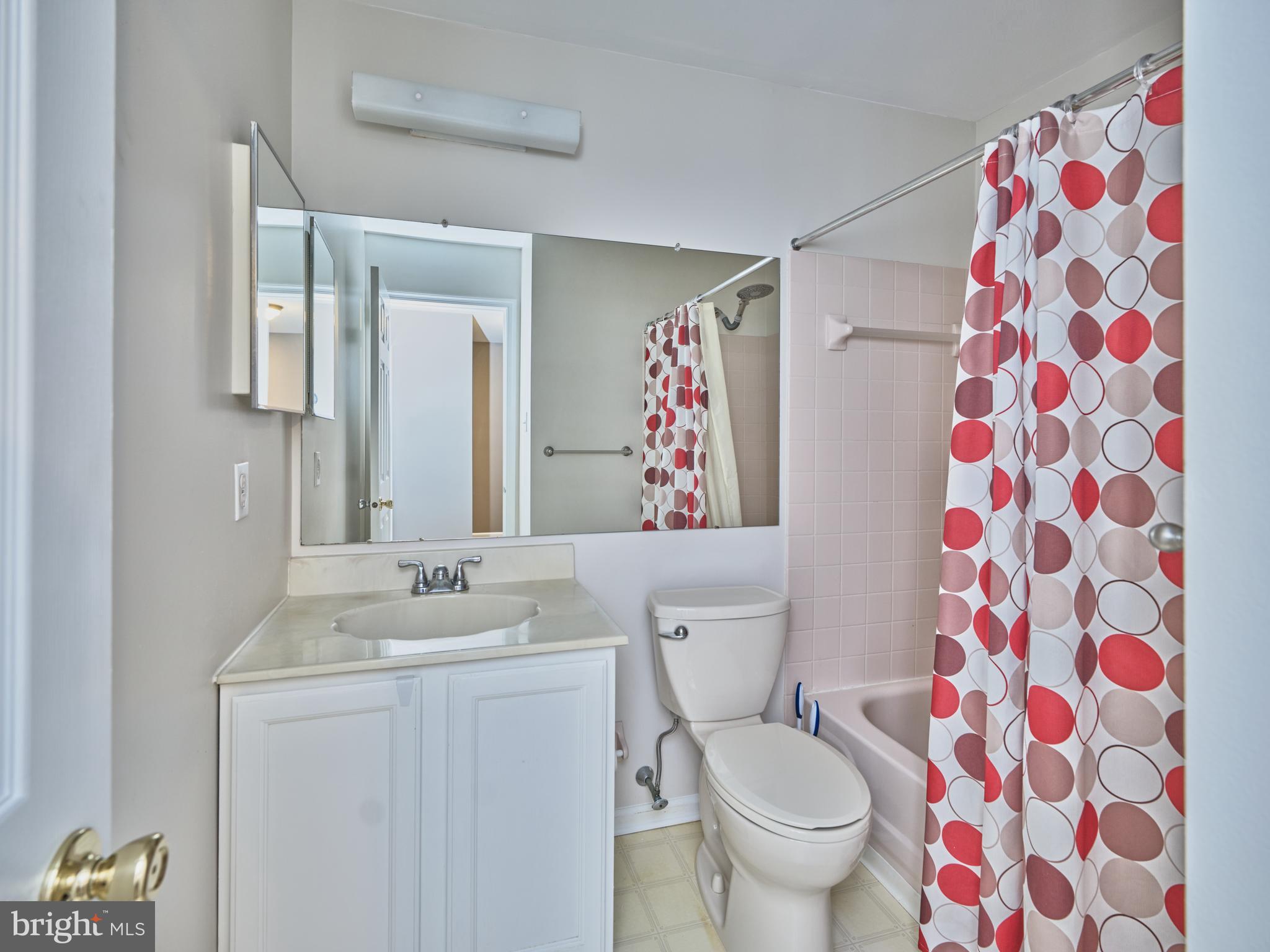 CHARING CROSS - Residential Lease