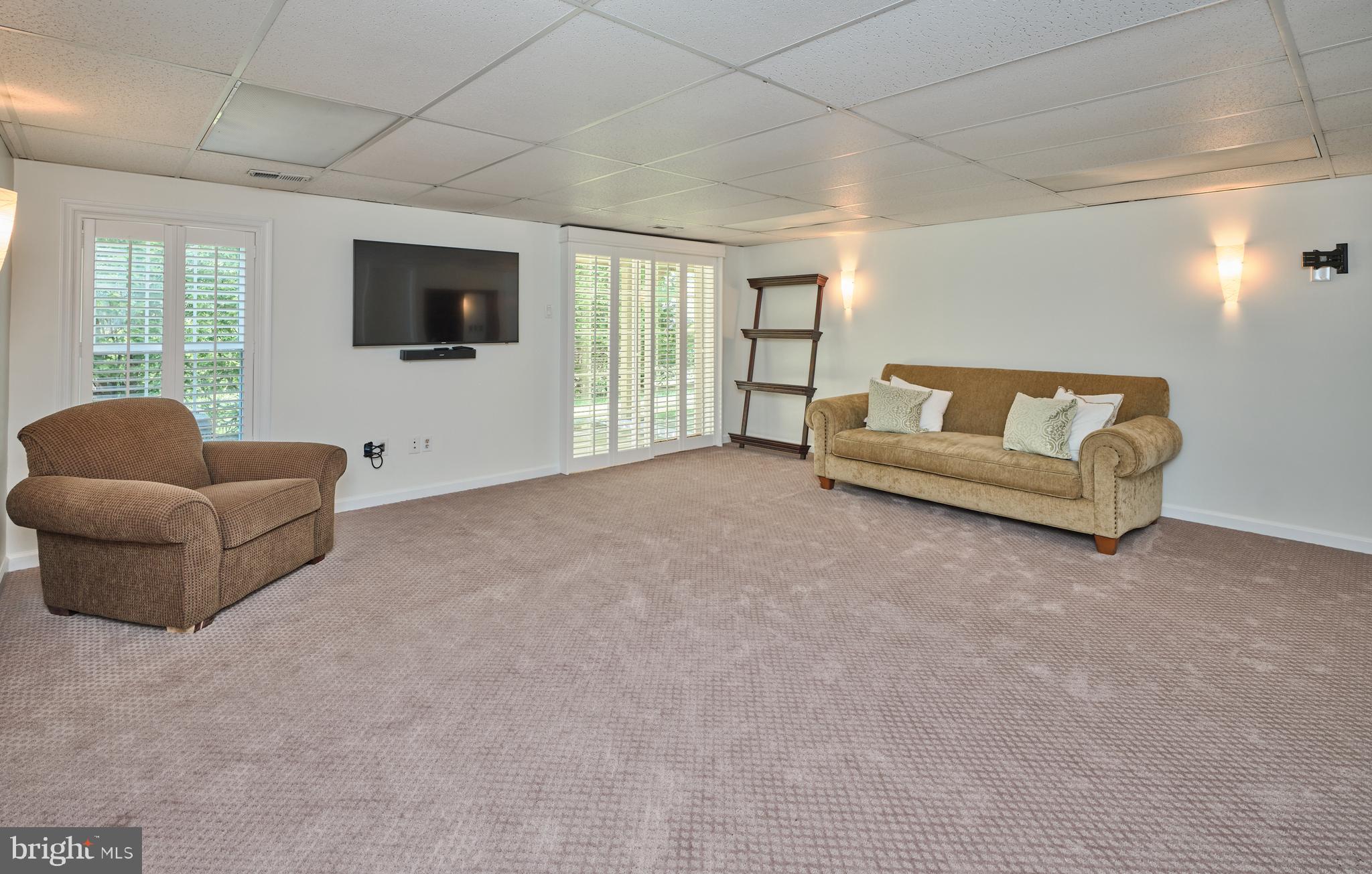 CHARING CROSS - Residential Lease