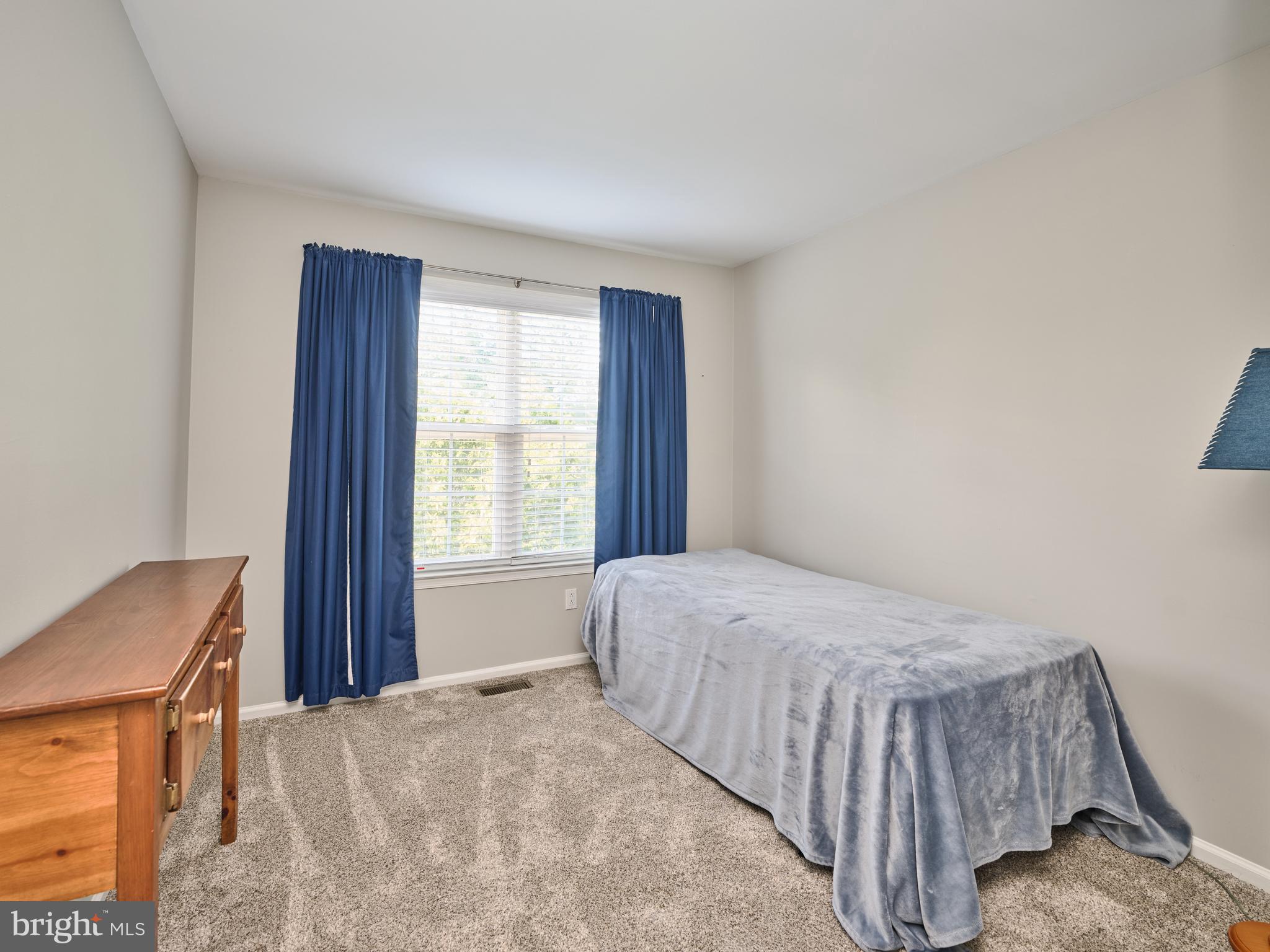 CHARING CROSS - Residential Lease