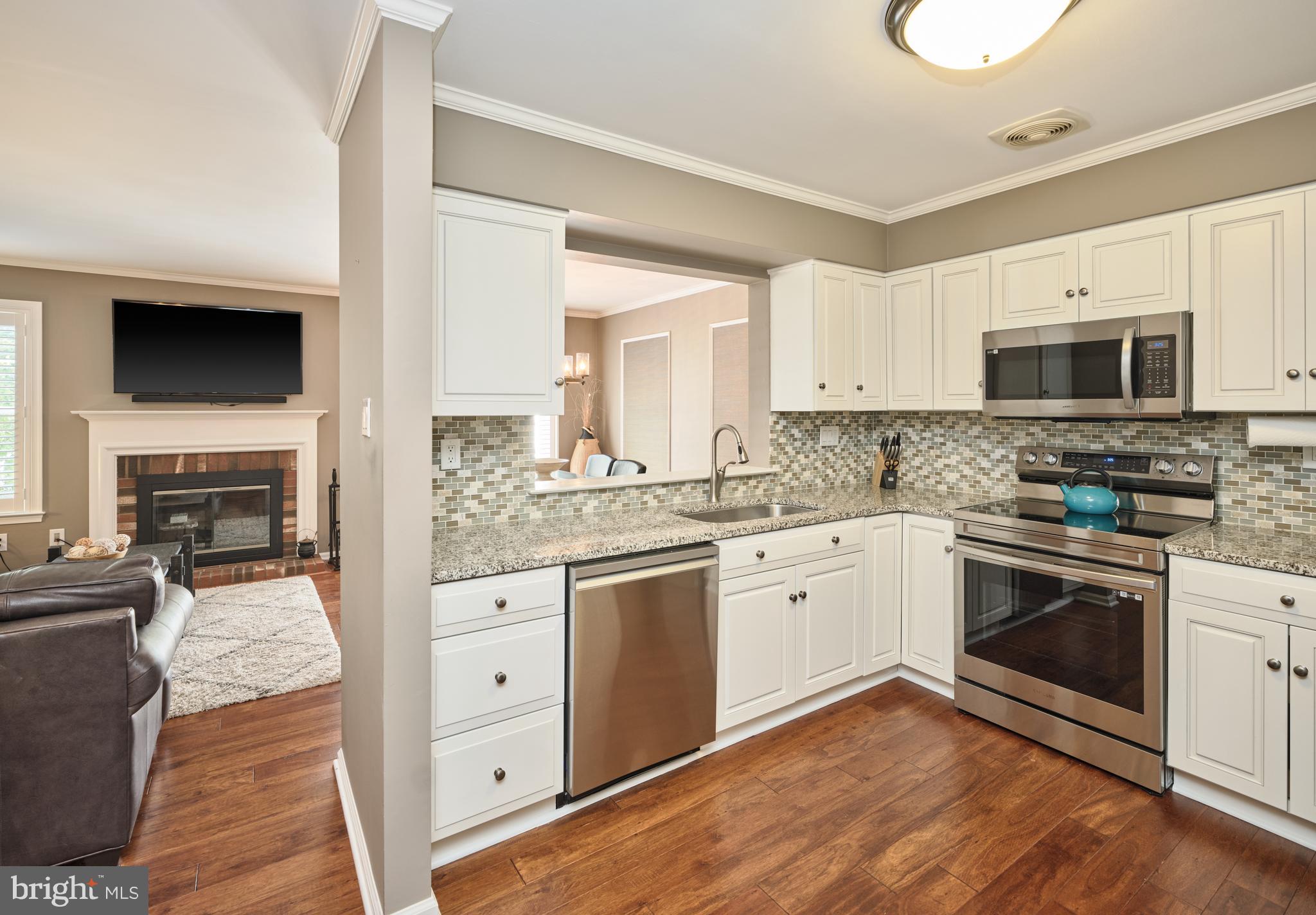 CHARING CROSS - Residential Lease