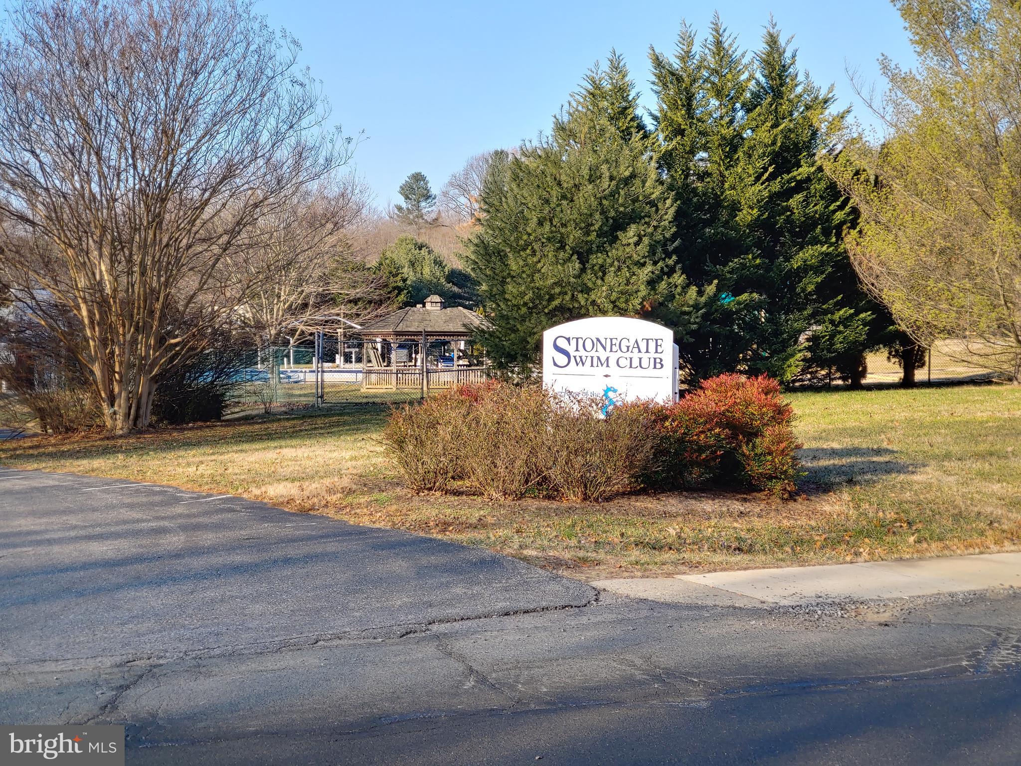 STONEGATE - Residential