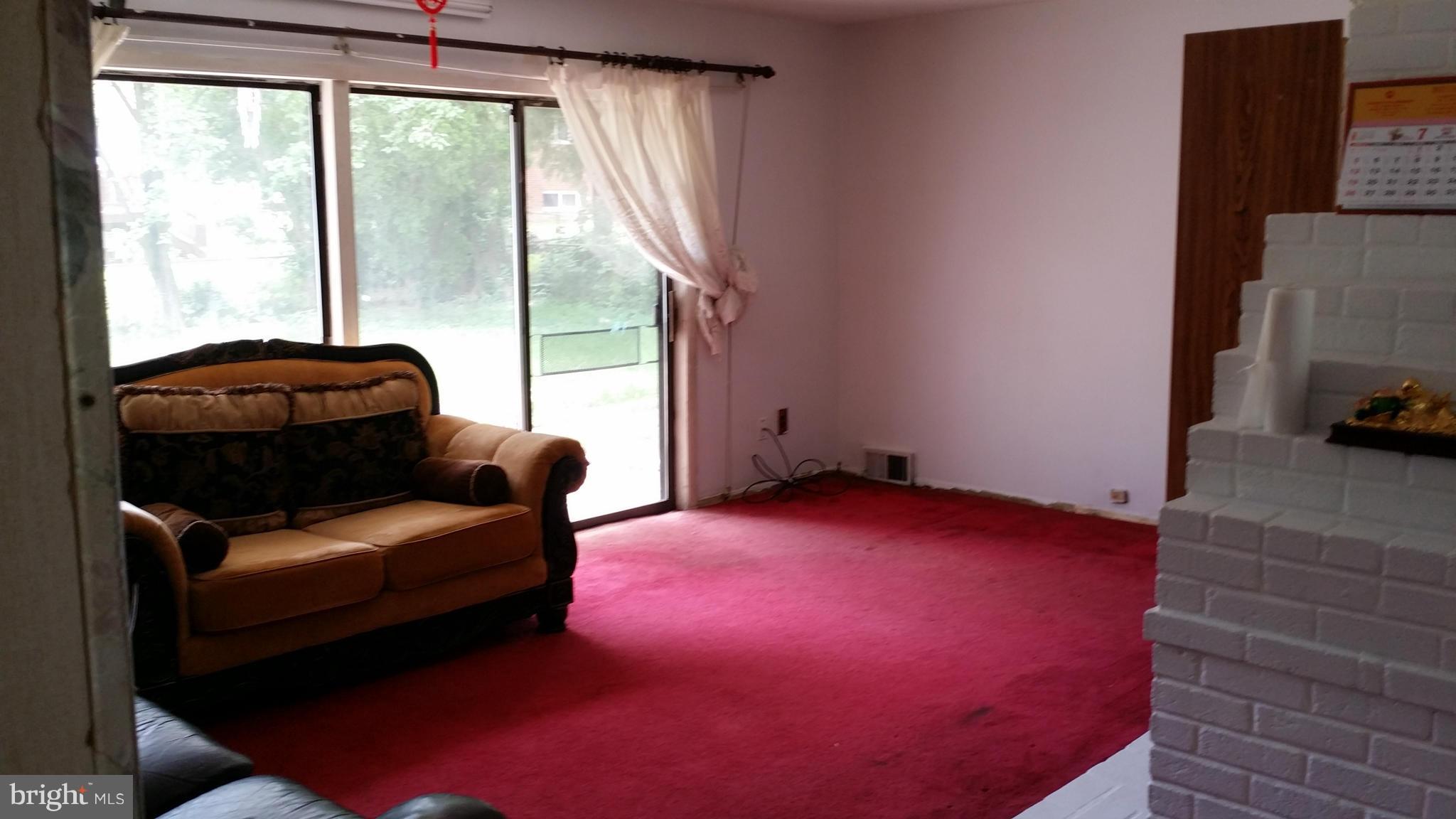 NORTH SPRINGFIELD - Residential