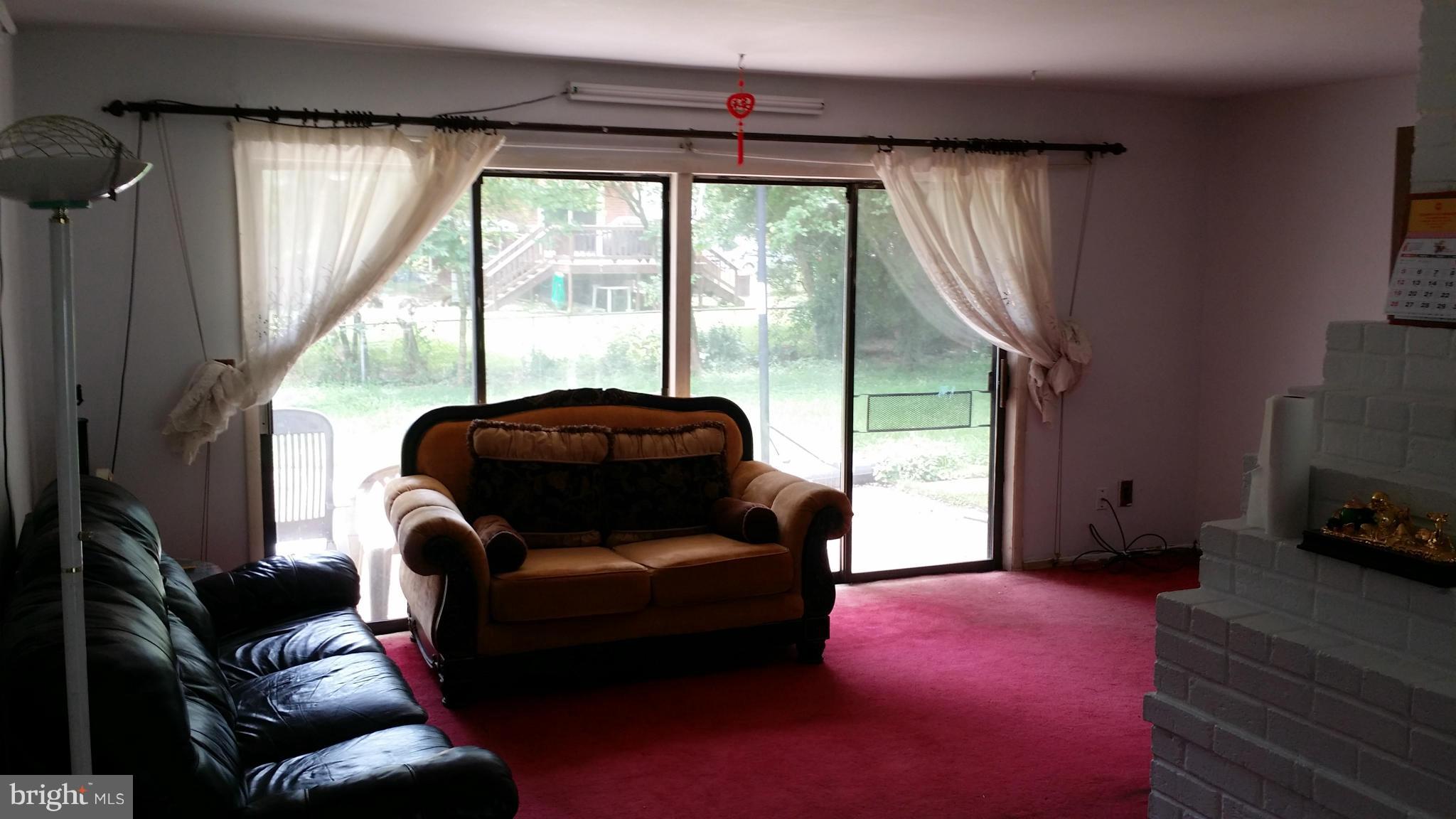 NORTH SPRINGFIELD - Residential